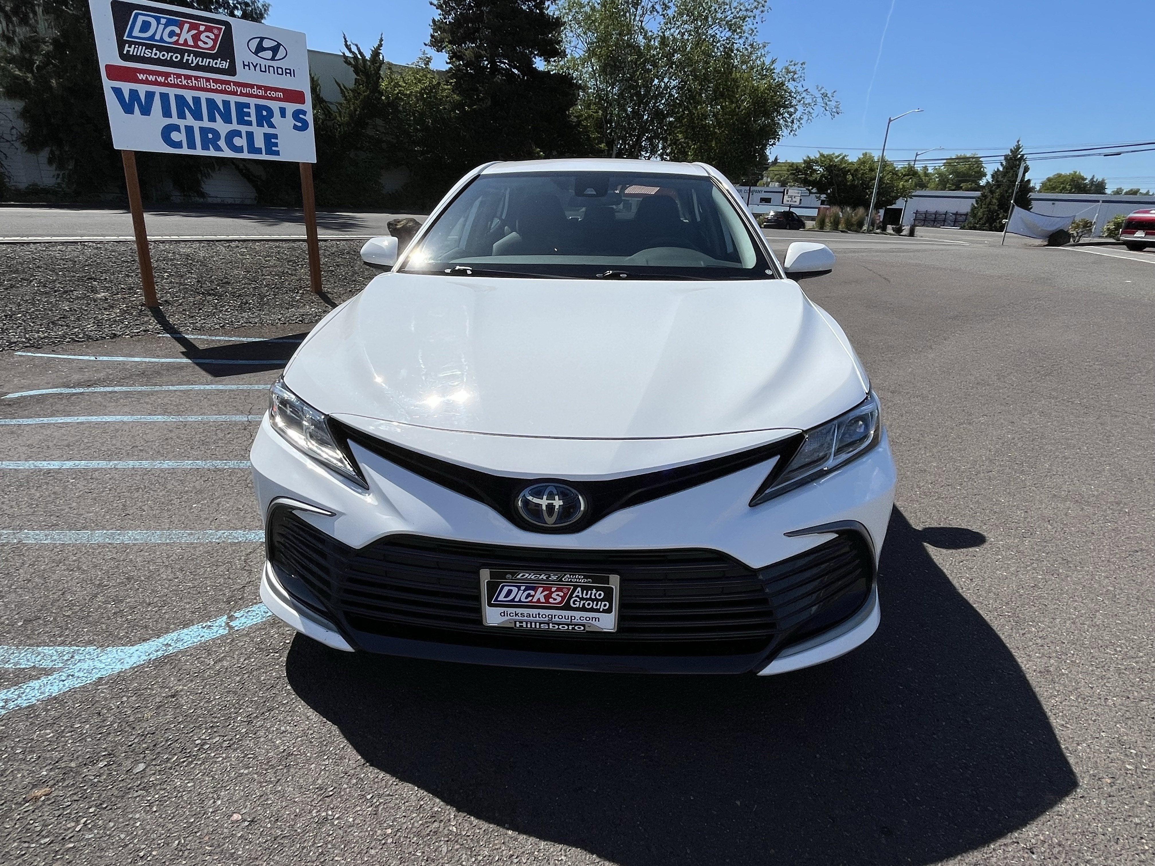 2021 Toyota Camry Hybrid LE