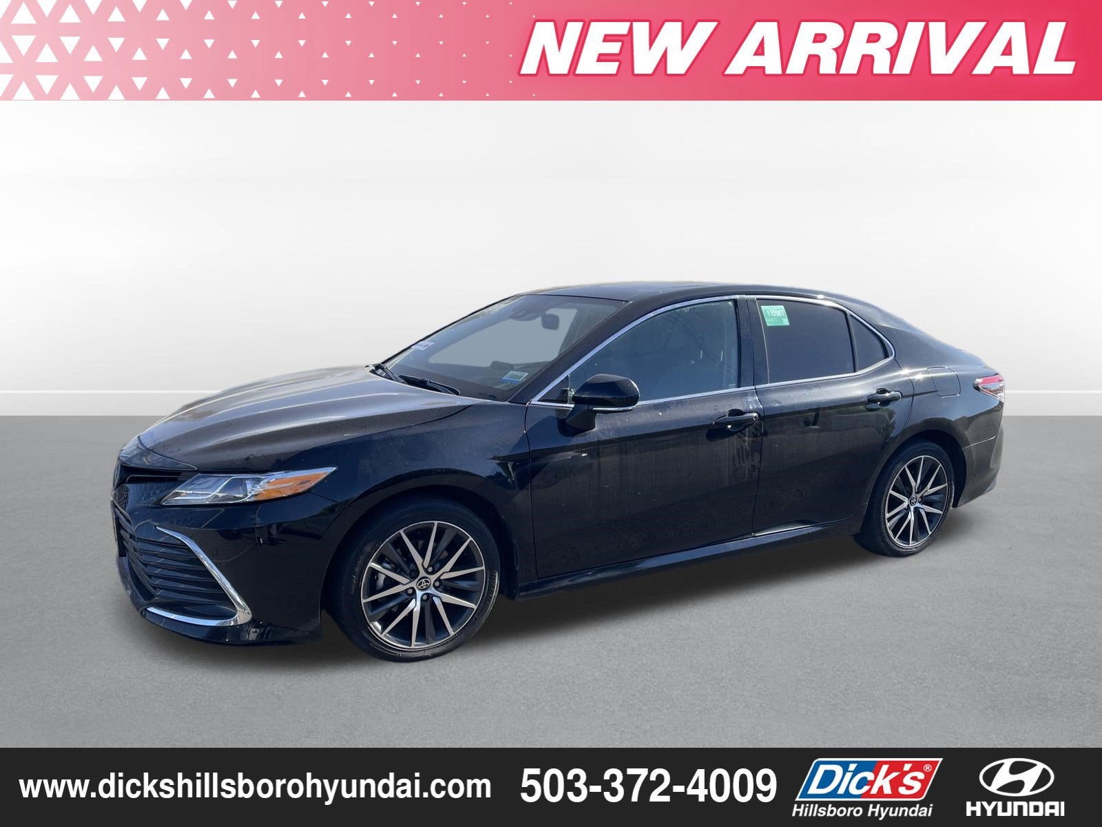 2024 Toyota Camry Hybrid XLE