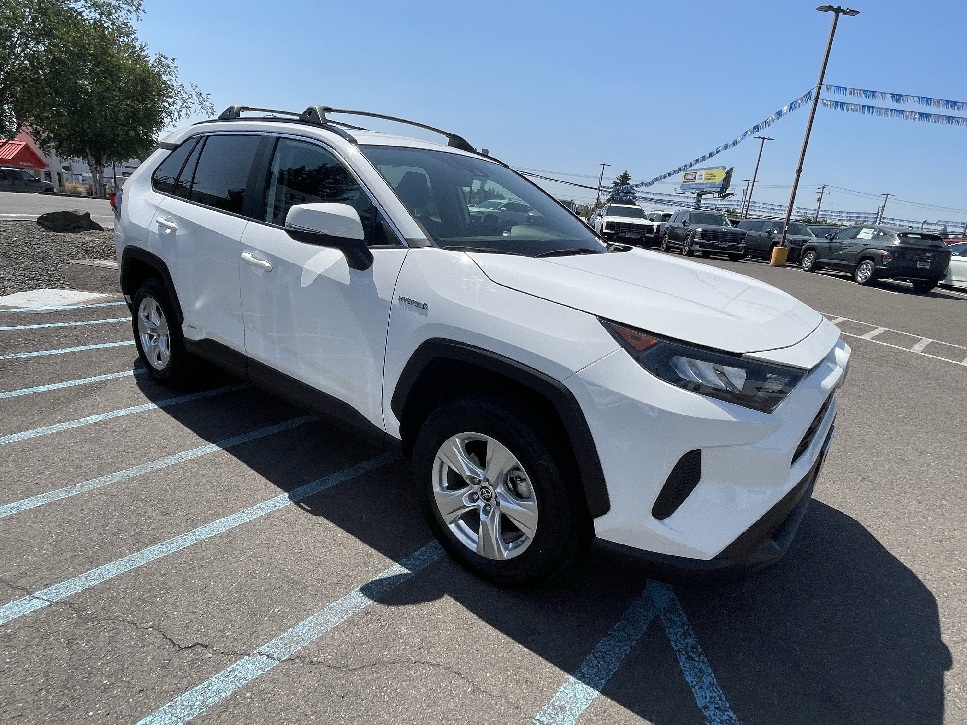 2021 Toyota RAV4 Hybrid LE