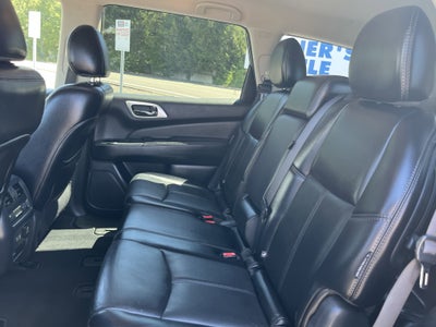 2019 Nissan Pathfinder SL