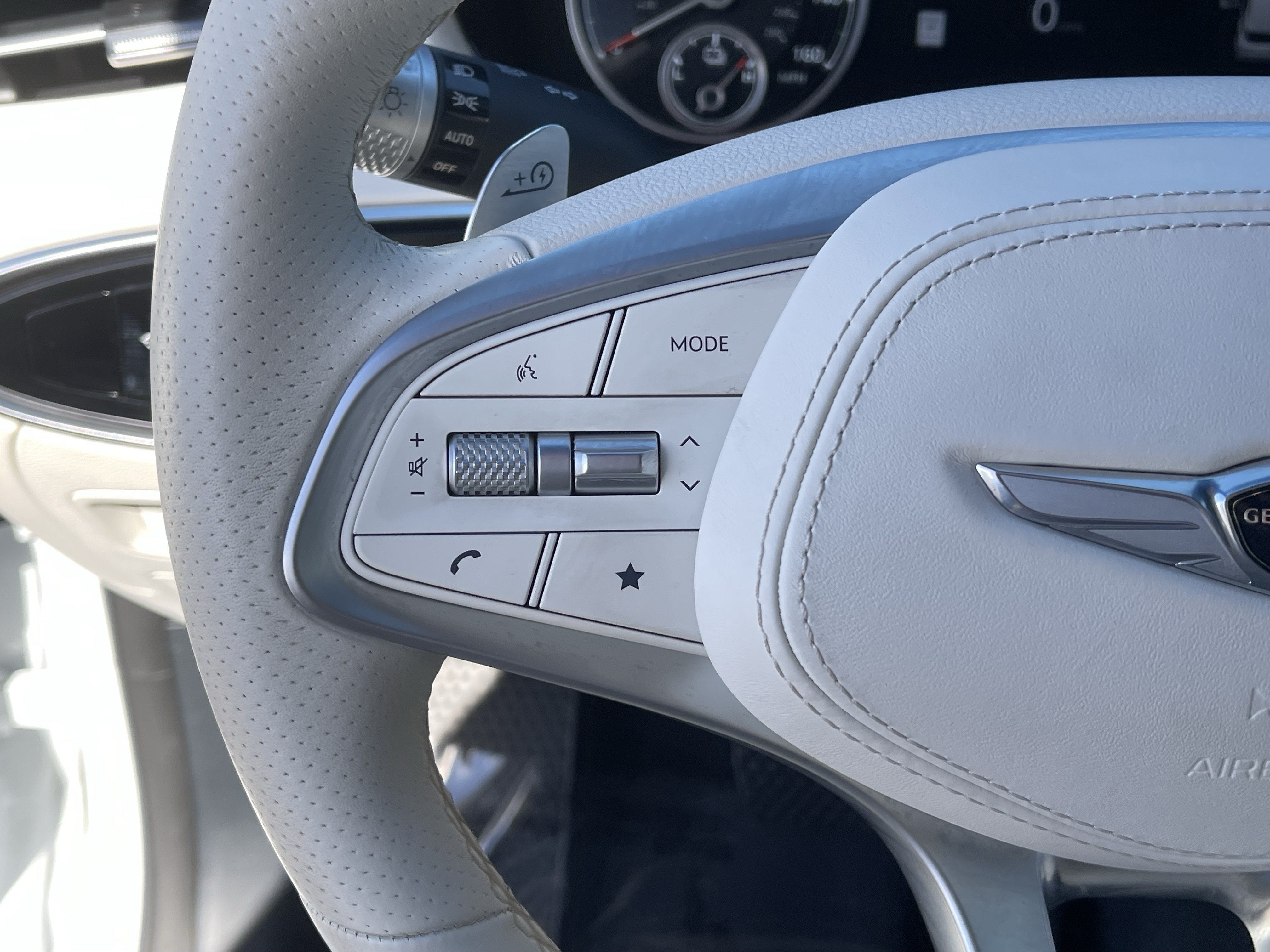 2025 Genesis Electrified GV70 Advanced
