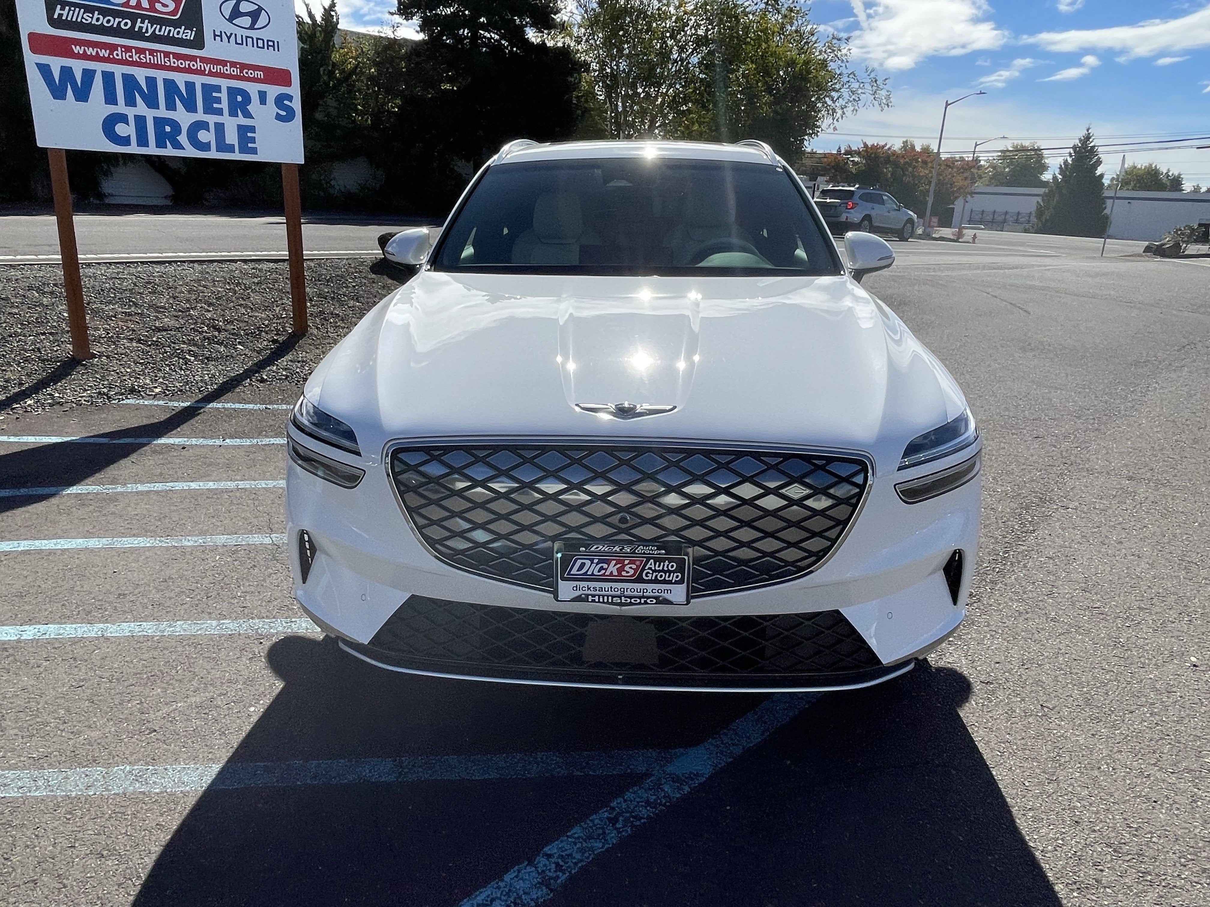 2025 Genesis Electrified GV70 Advanced