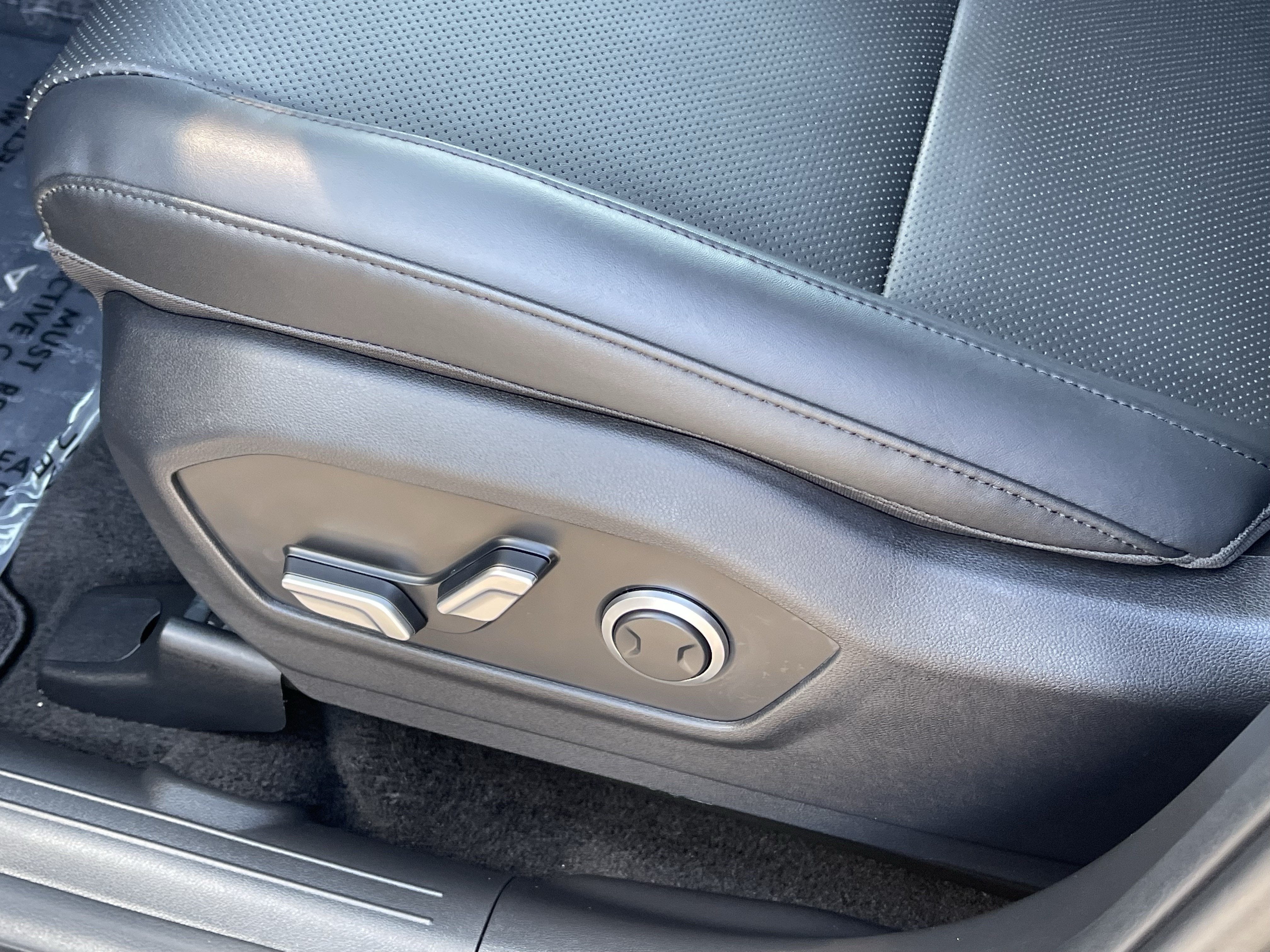 2025 Hyundai Santa Fe Hybrid SEL