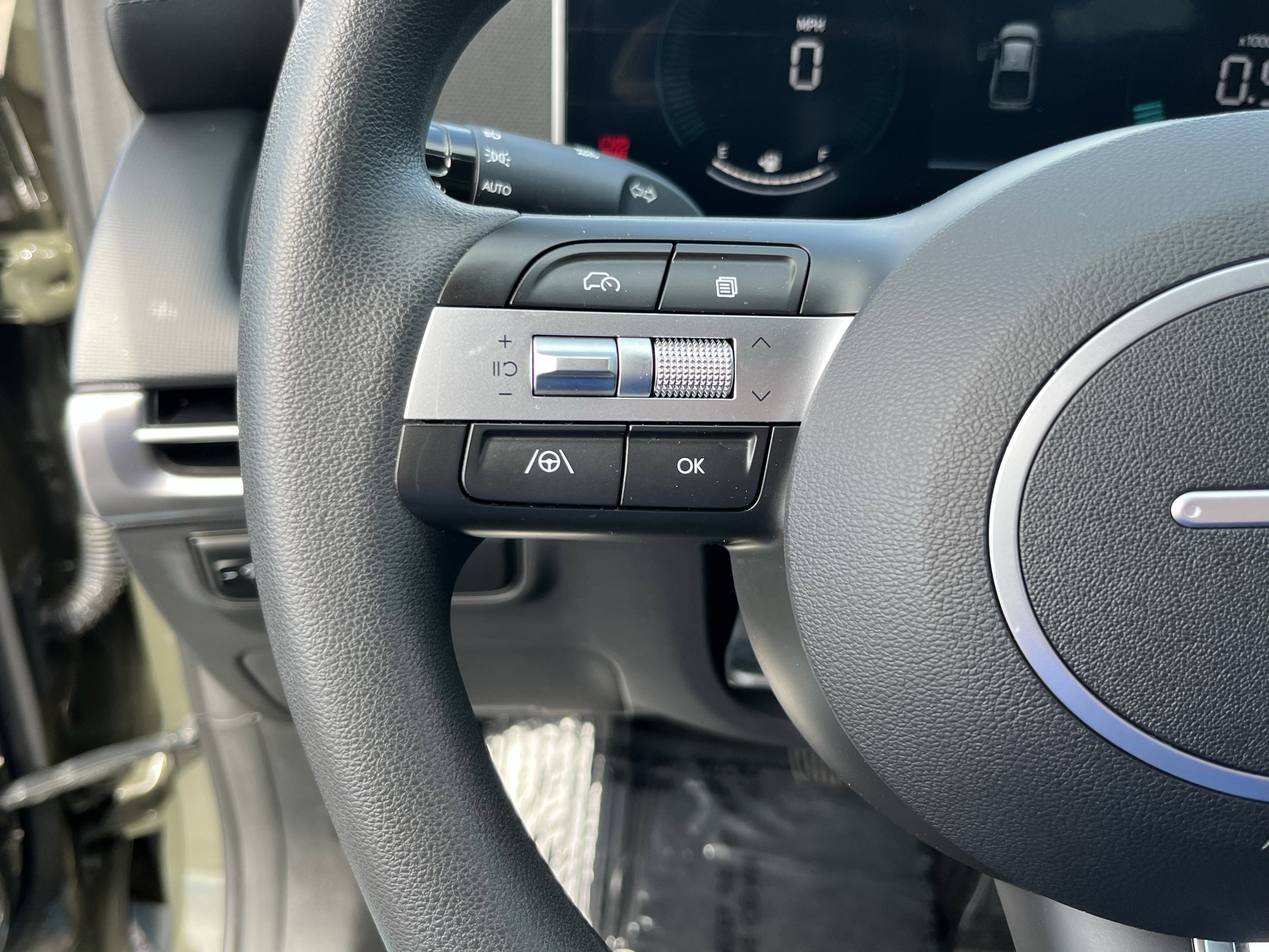 2025 Hyundai Santa Cruz SE