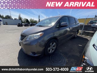 2013 Toyota Sienna LE AAS