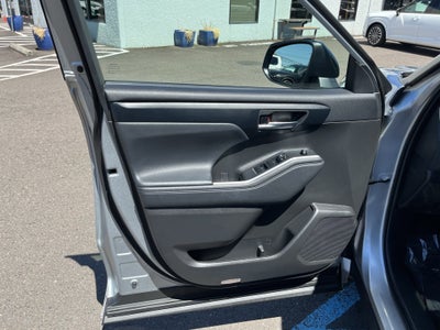 2022 Toyota Highlander XSE
