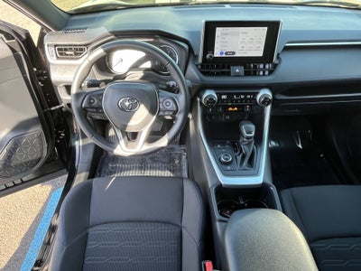 2023 Toyota RAV4 Hybrid SE