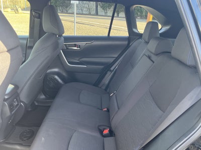 2023 Toyota RAV4 Hybrid SE