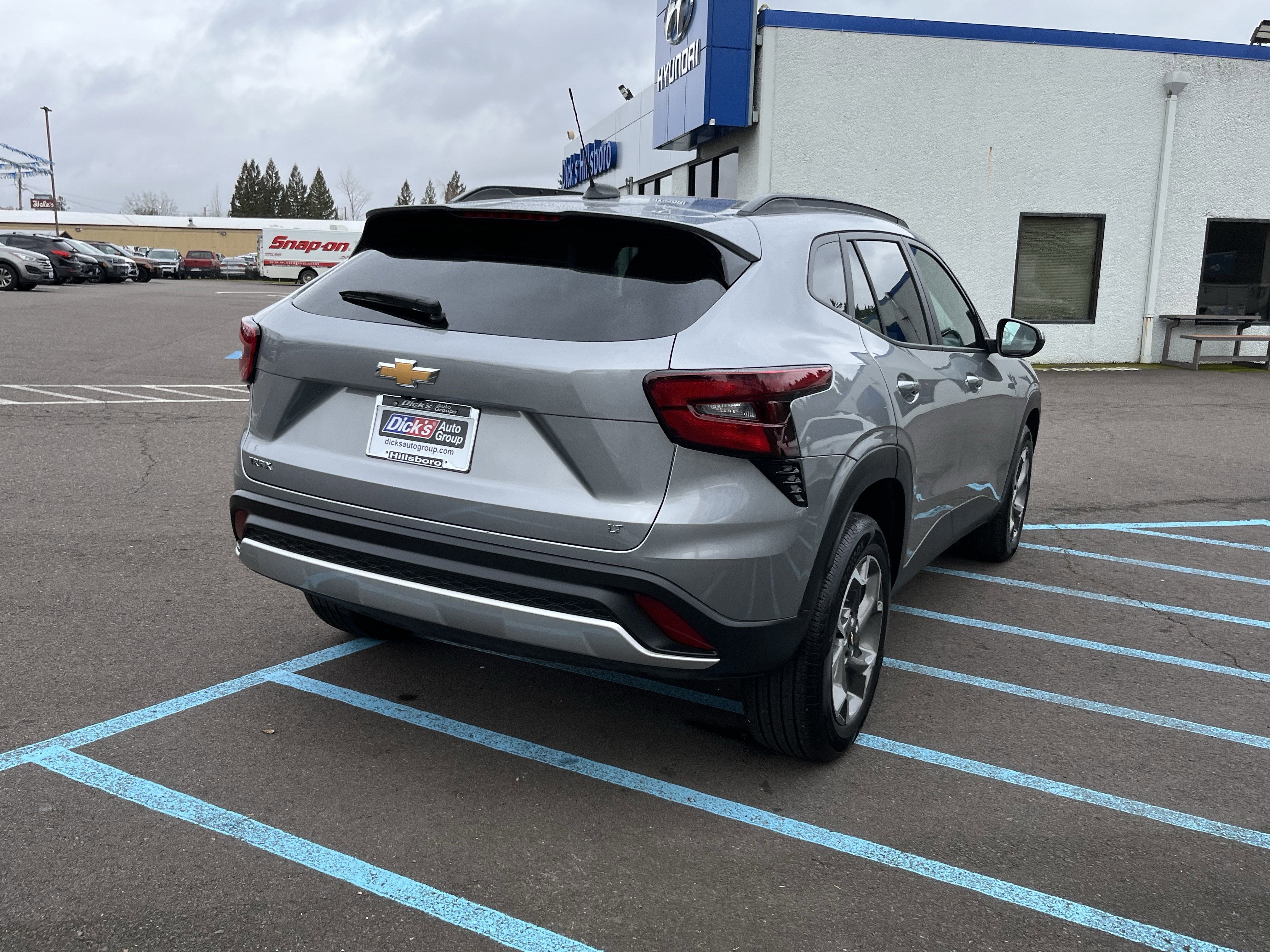 2025 Chevrolet Trax LT