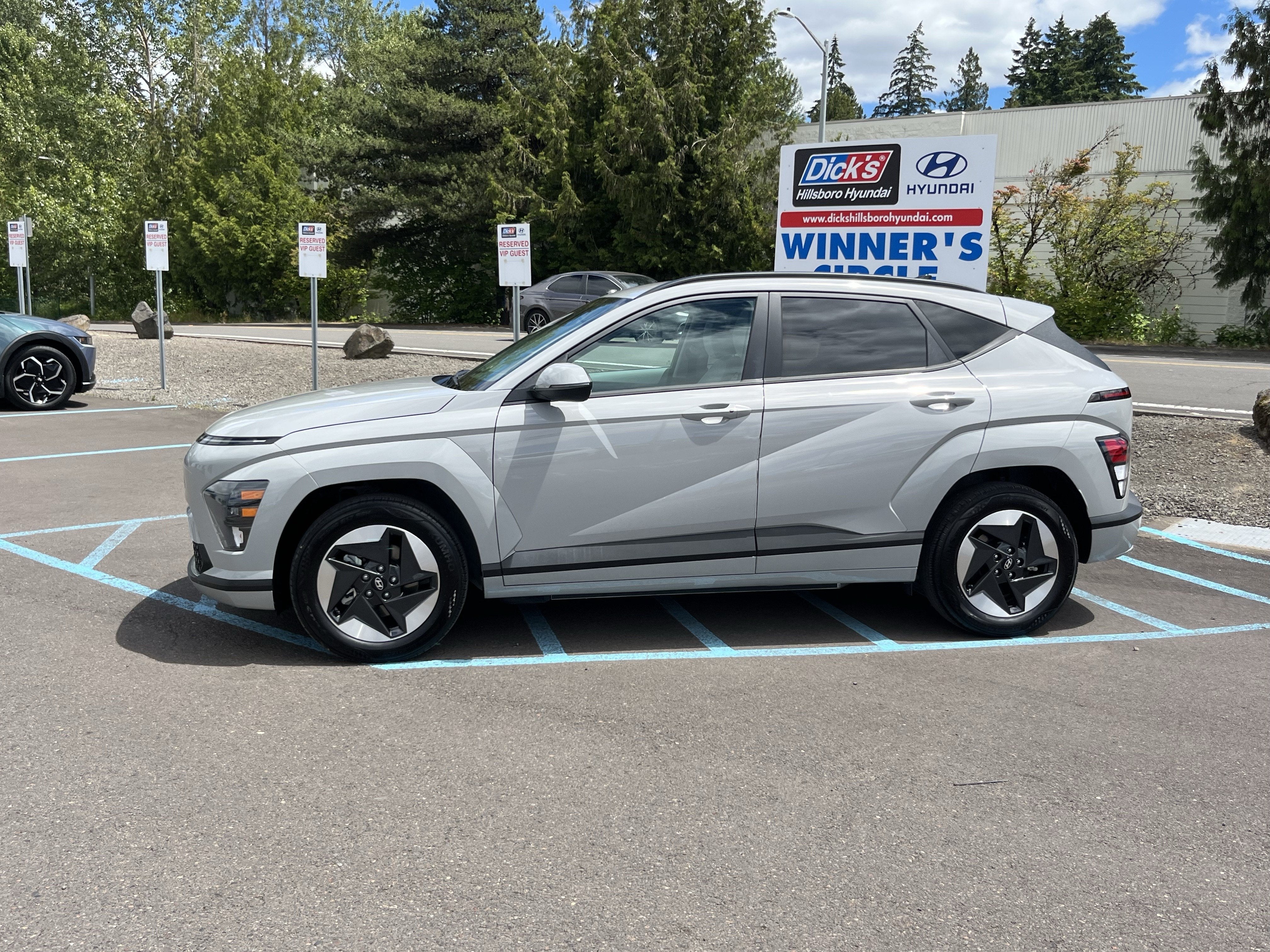 2024 Hyundai Kona Electric SEL