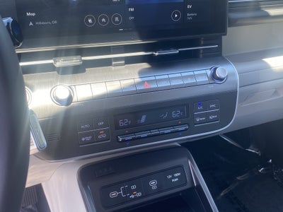 2025 Hyundai Kona Electric SEL