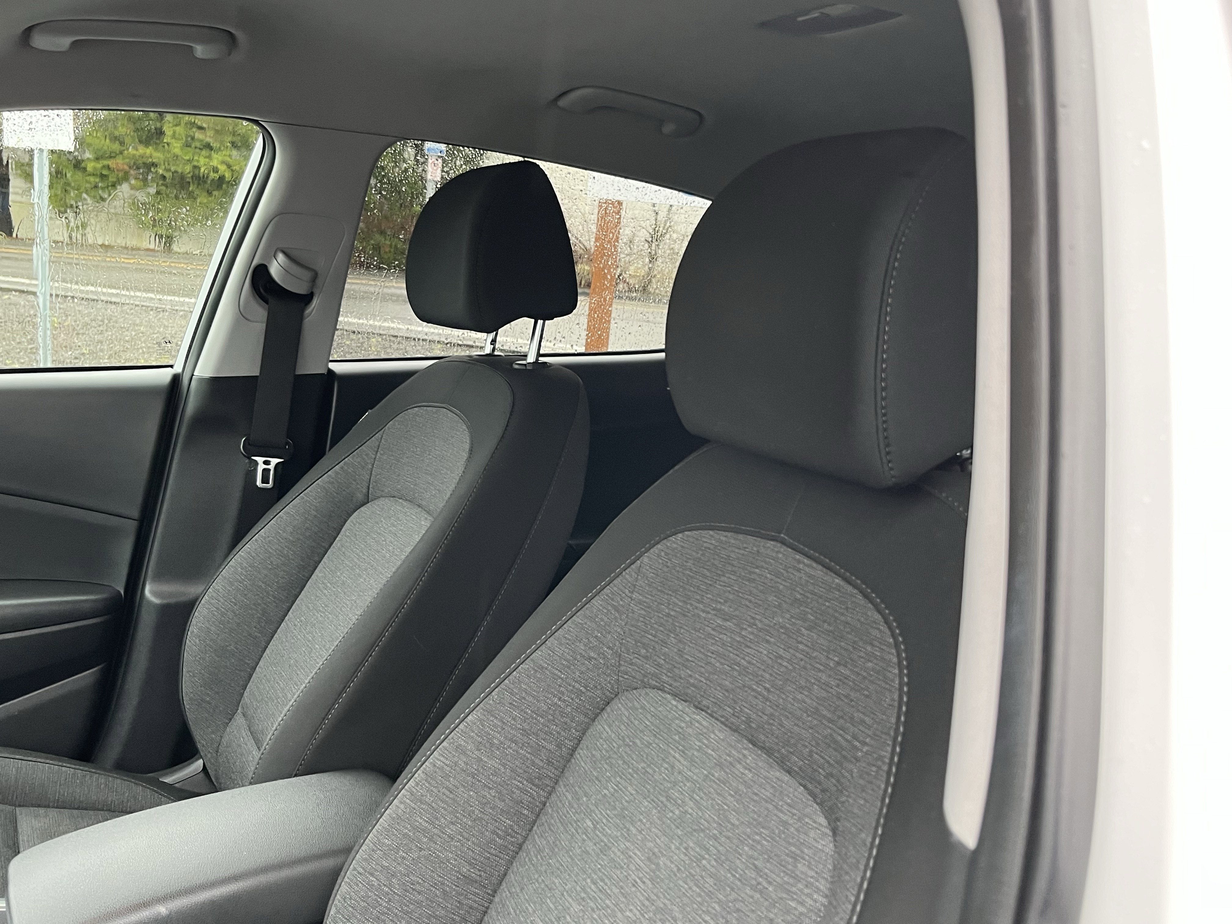 2023 Hyundai Kona Electric SE