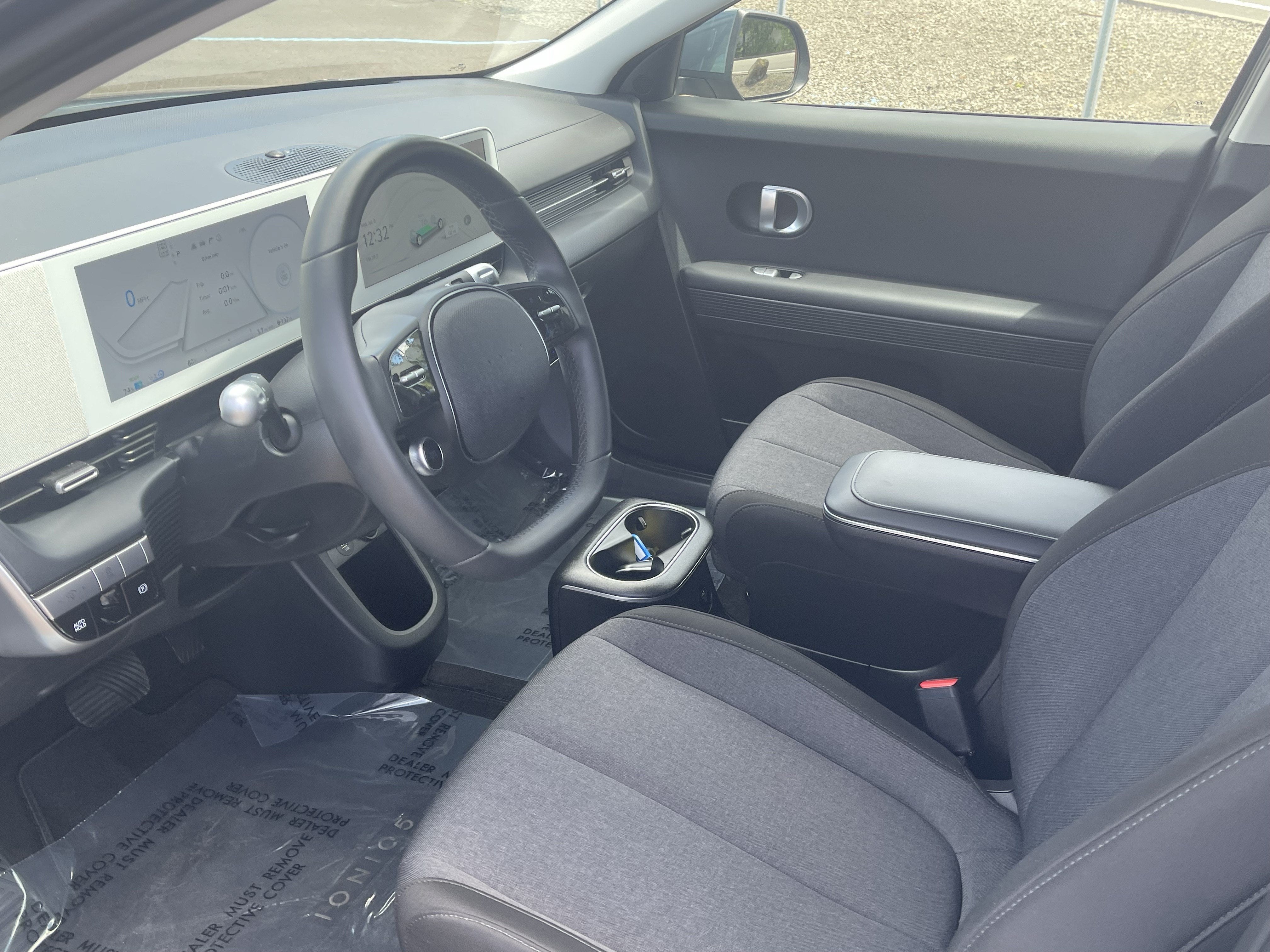 2024 Hyundai IONIQ 5 SE Standard Range