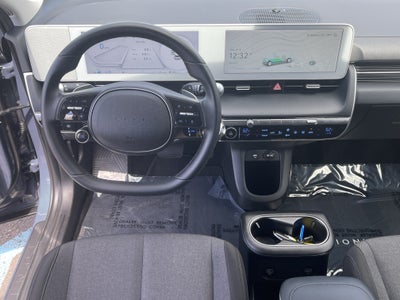 2024 Hyundai IONIQ 5 SE Standard Range