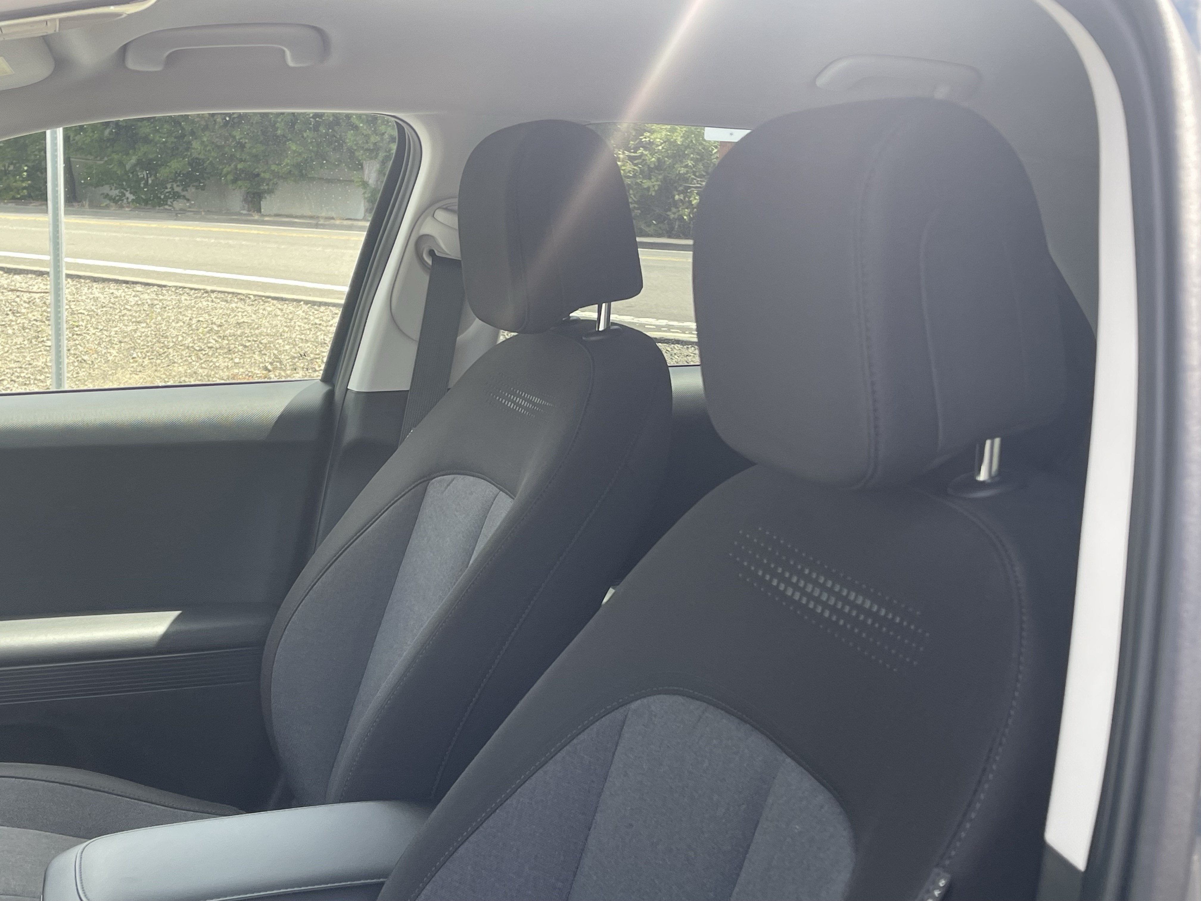 2024 Hyundai IONIQ 5 SE Standard Range