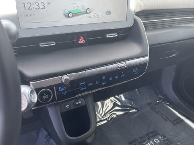 2024 Hyundai IONIQ 5 SE Standard Range
