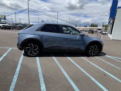 2024 Hyundai IONIQ 5 SE