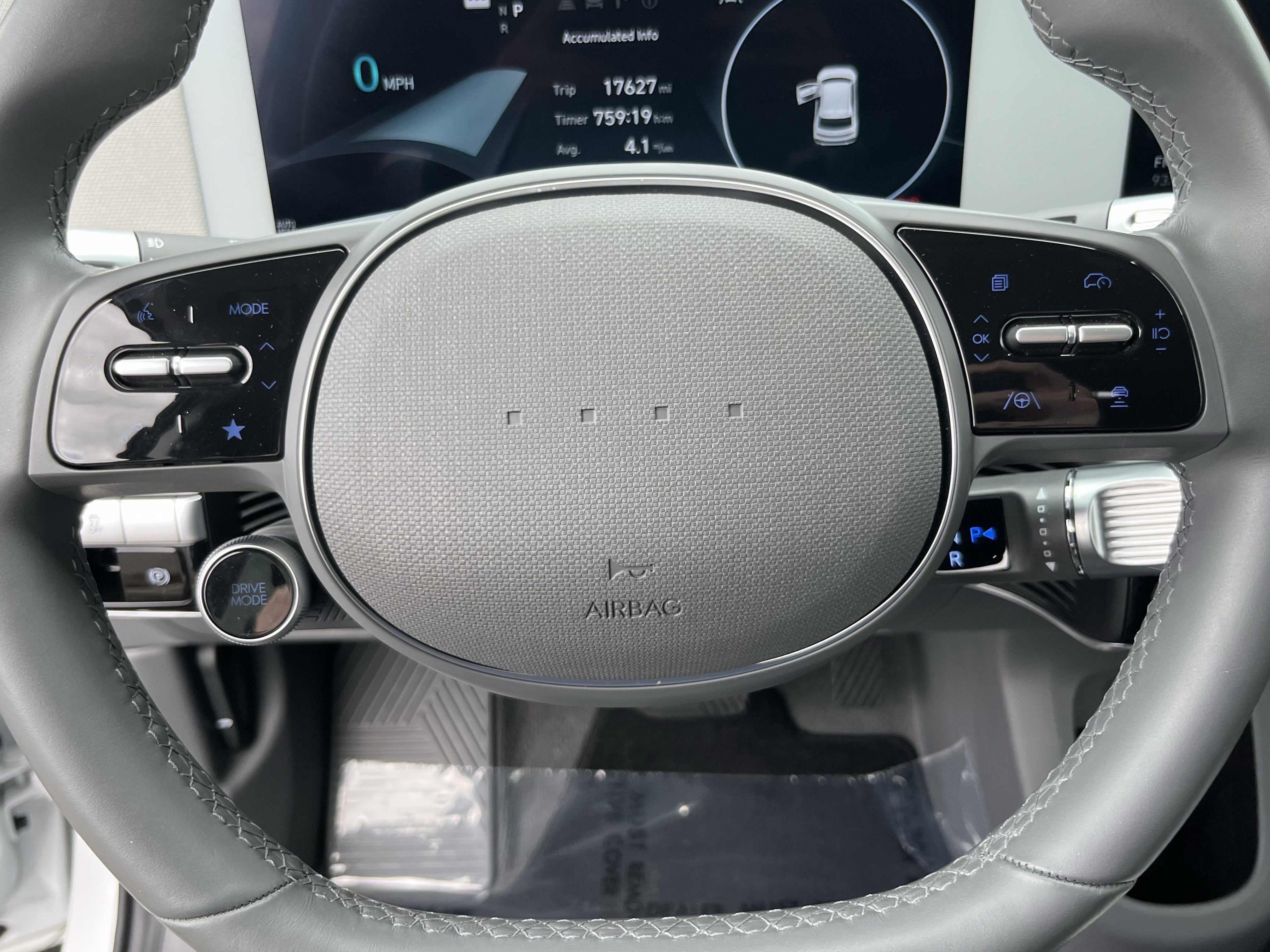 2024 Hyundai IONIQ 5 SE