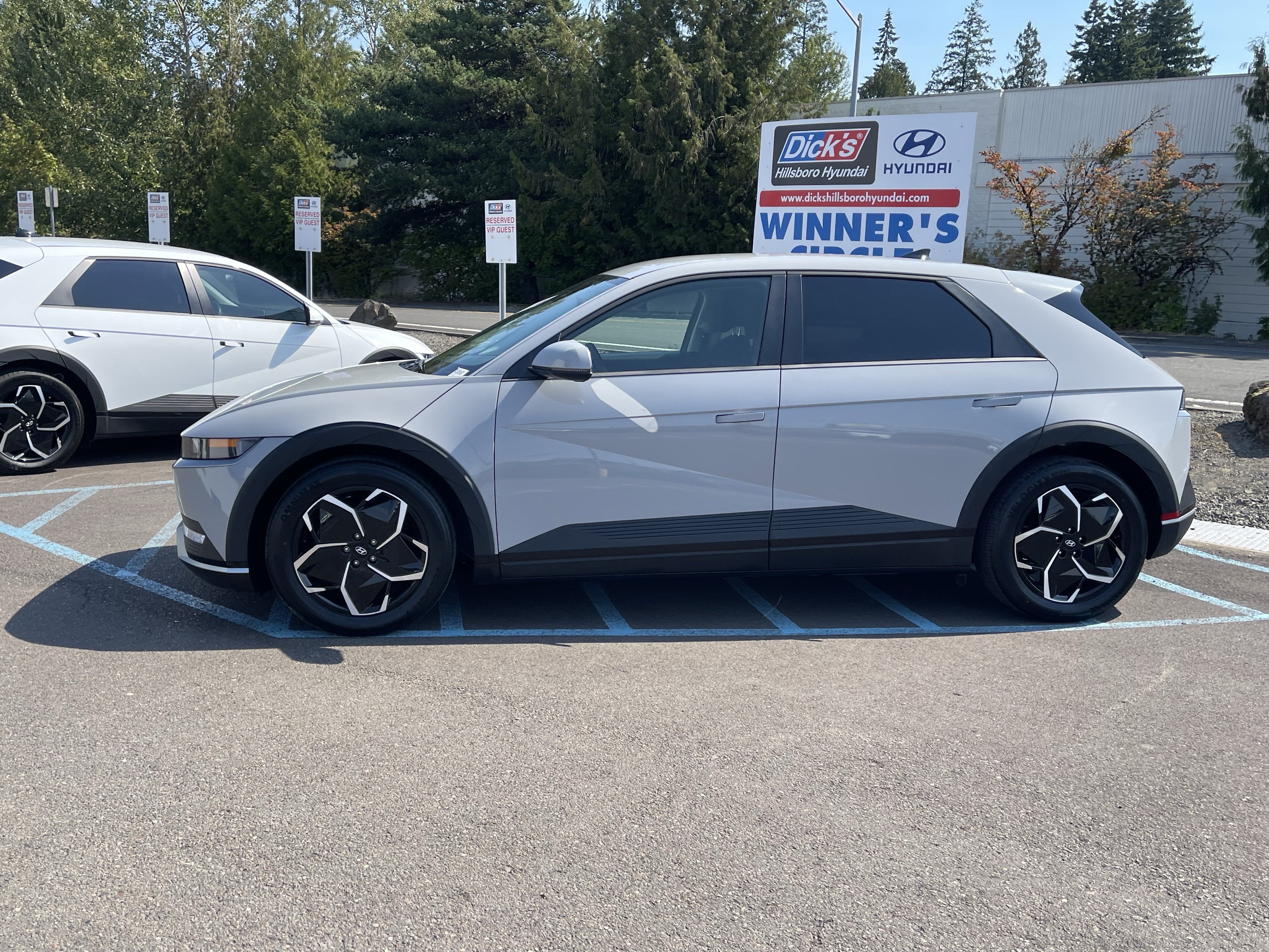 2024 Hyundai IONIQ 5 SE