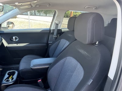 2024 Hyundai IONIQ 5 SE