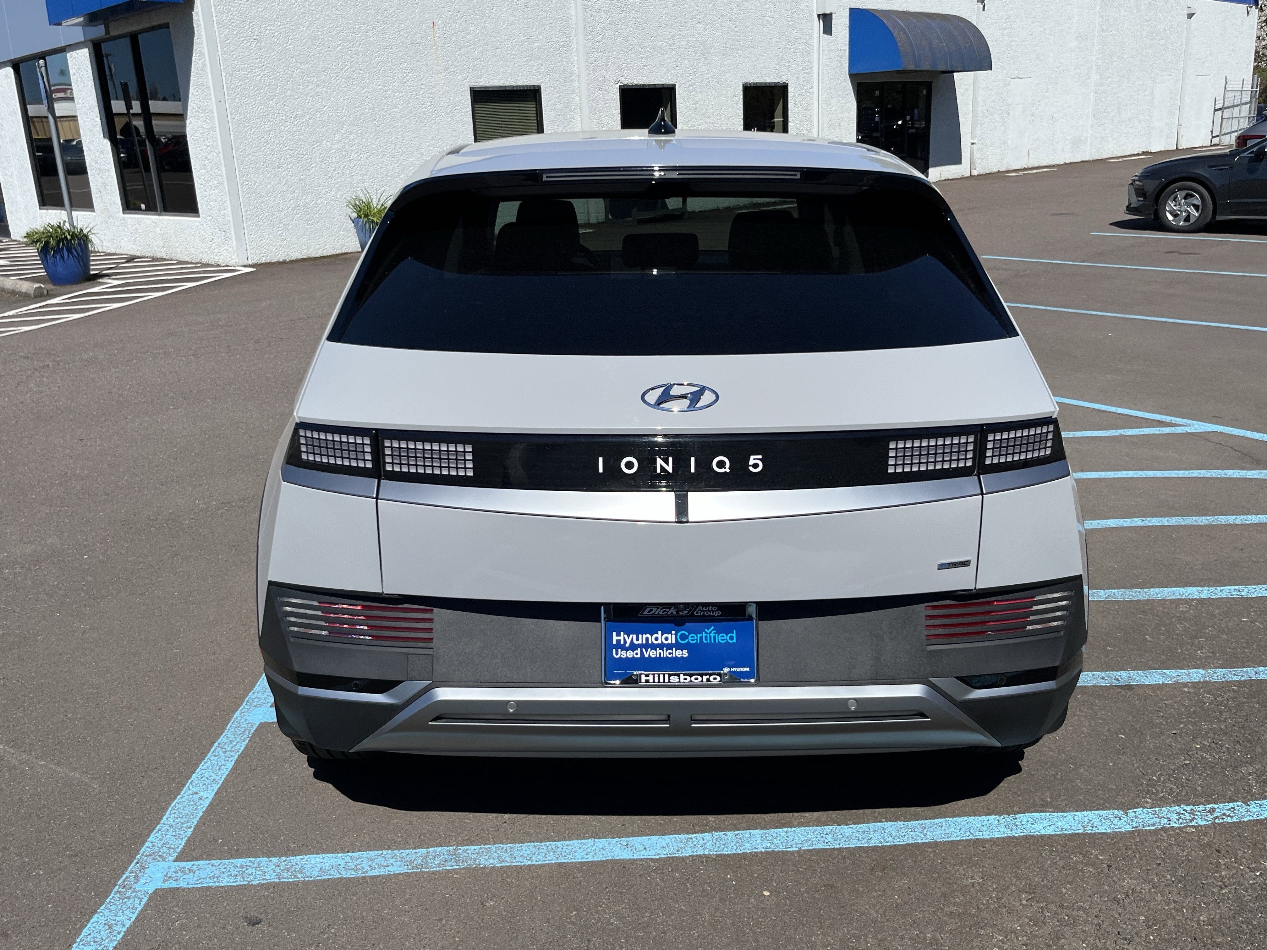 2024 Hyundai IONIQ 5 SE