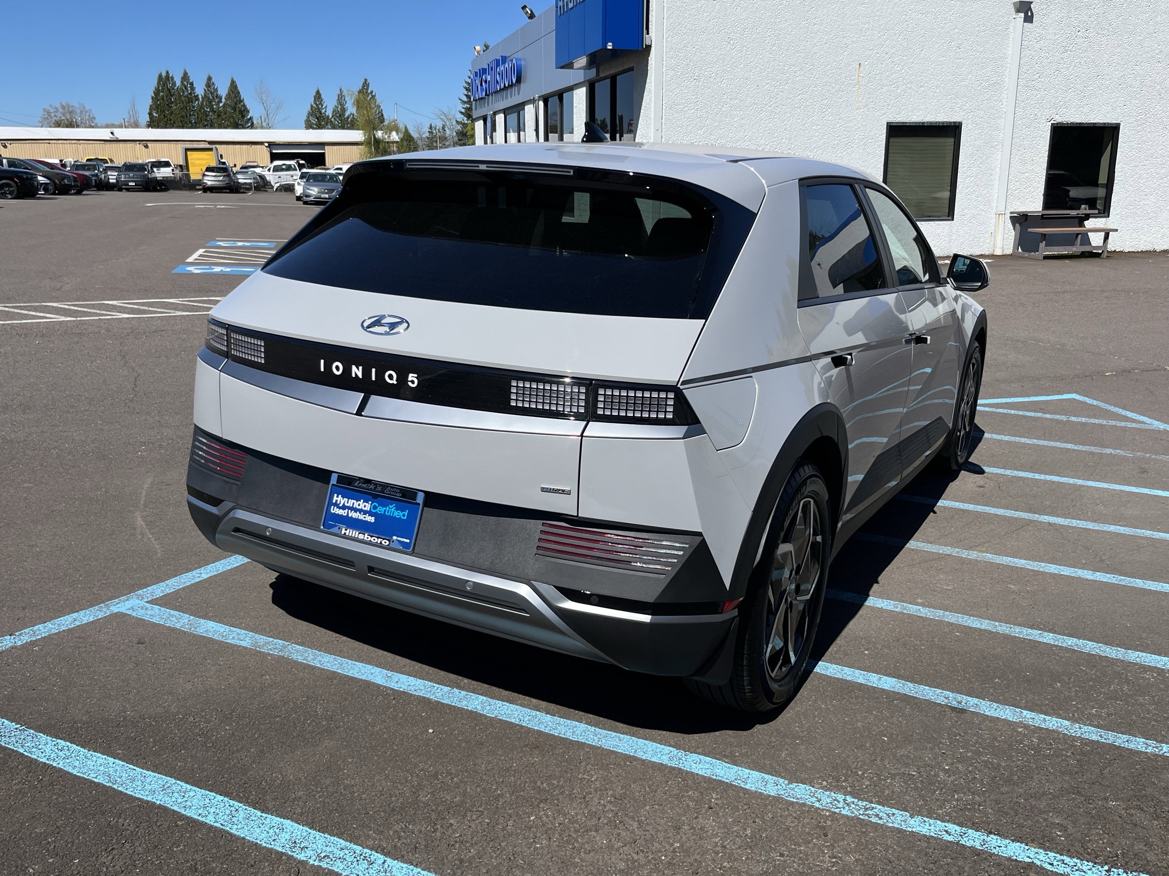 2024 Hyundai IONIQ 5 SE