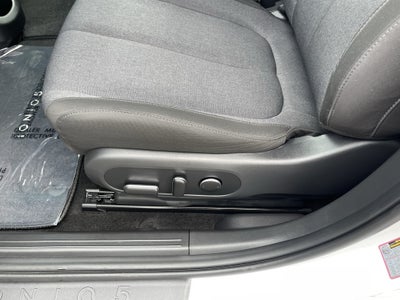 2024 Hyundai IONIQ 5 SE