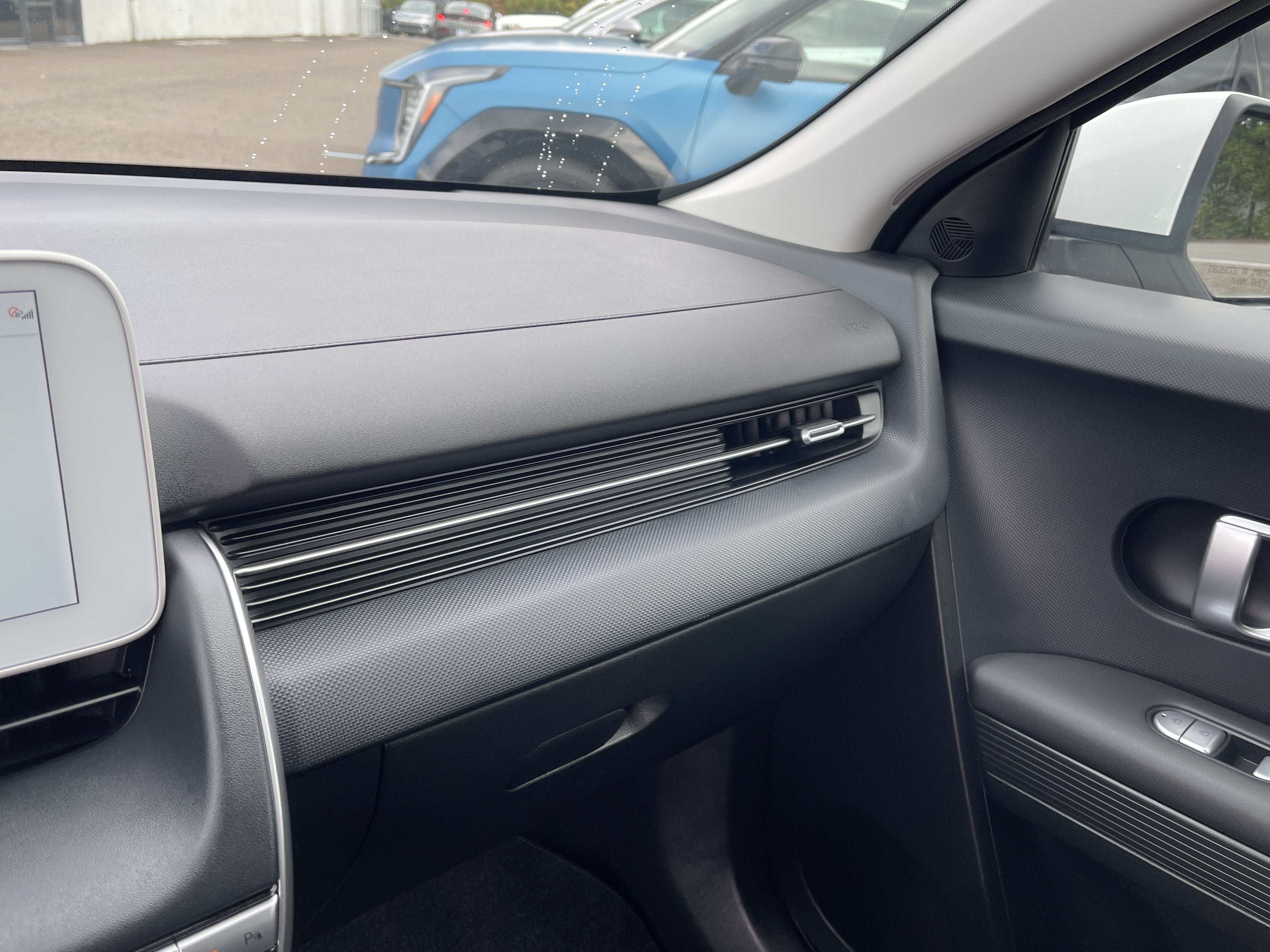 2024 Hyundai IONIQ 5 SE