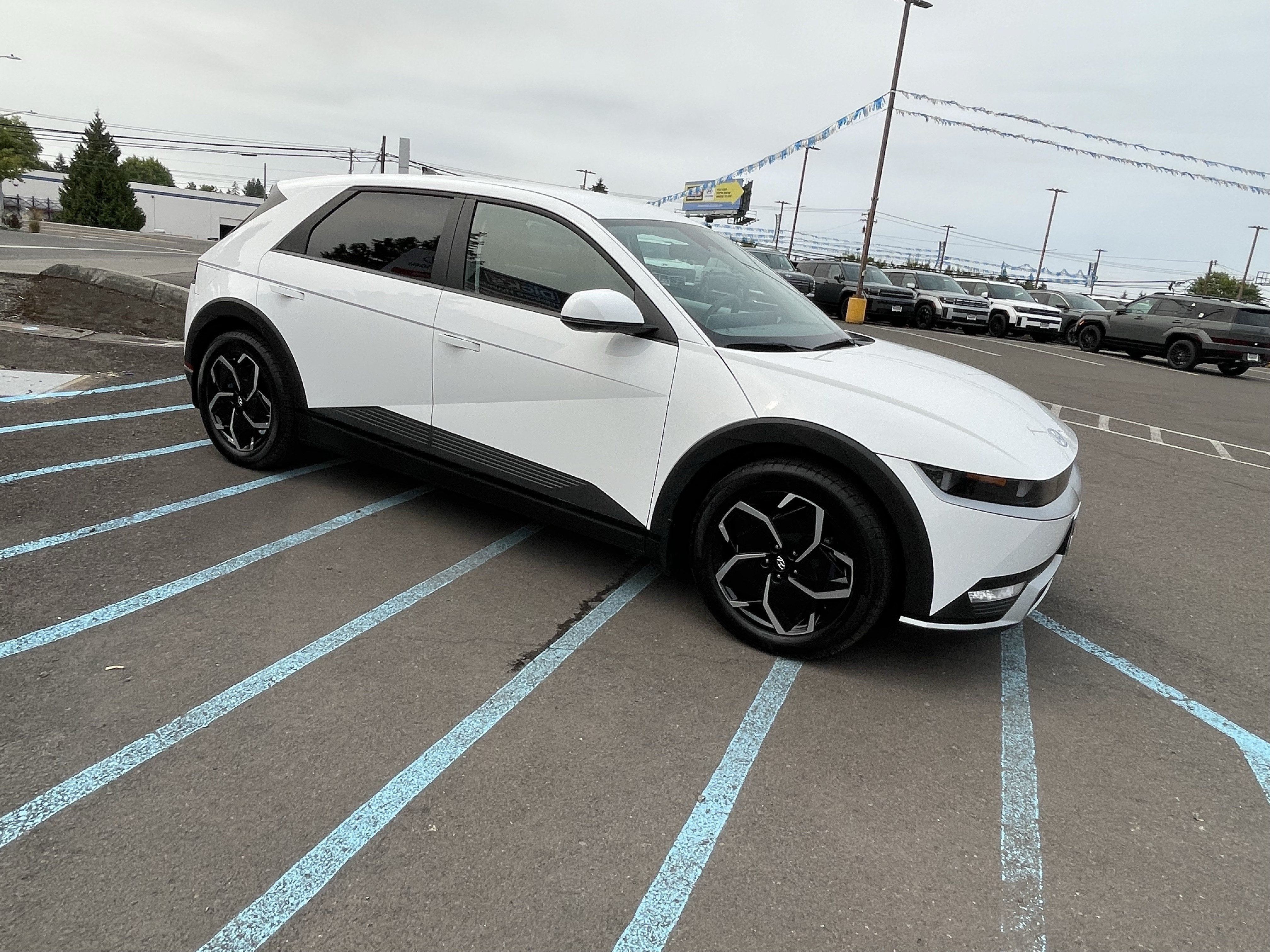2024 Hyundai IONIQ 5 SEL