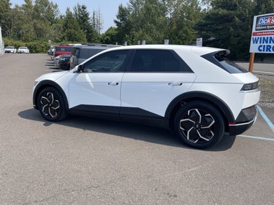 2024 Hyundai IONIQ 5 SEL