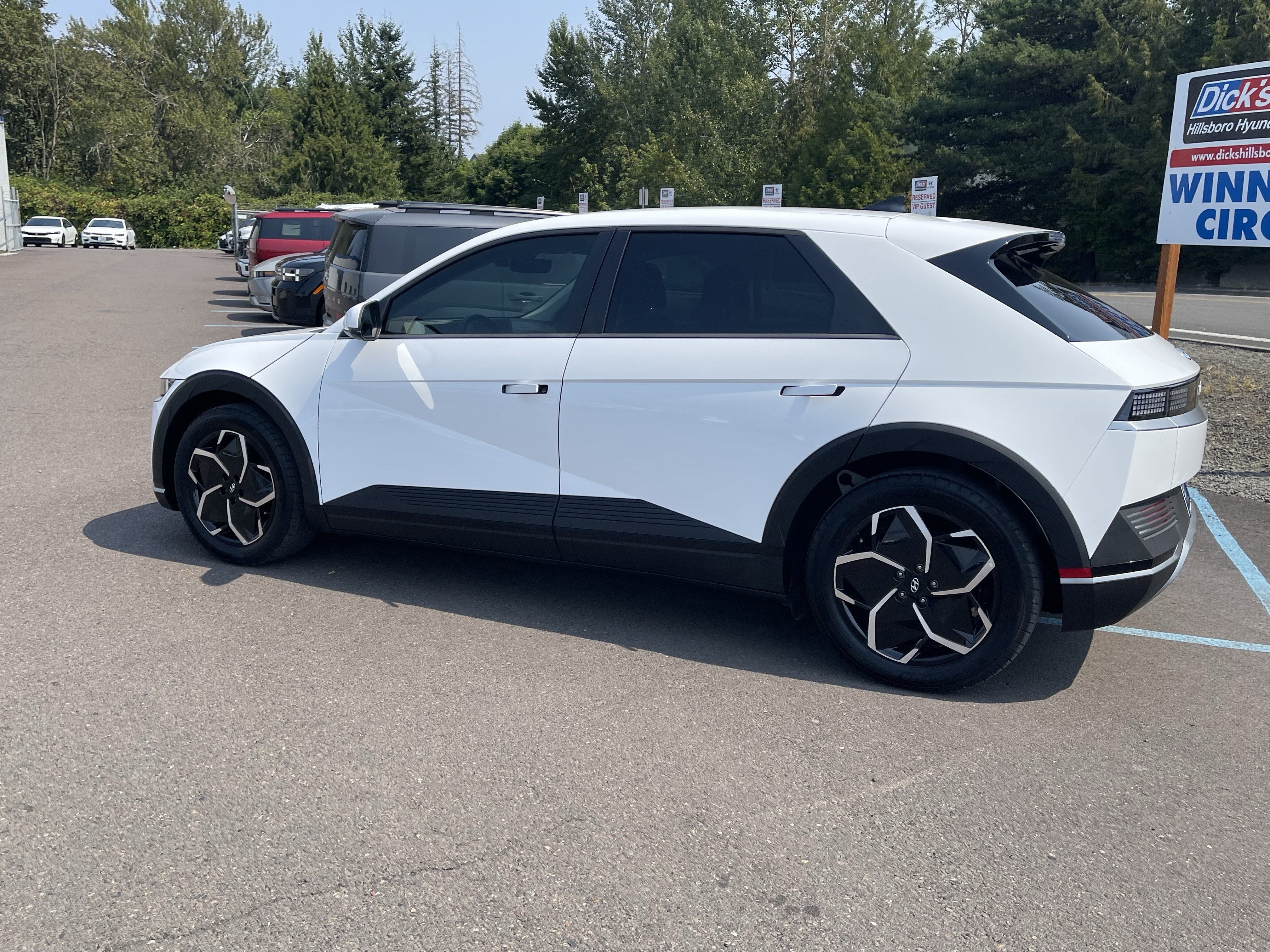 2024 Hyundai IONIQ 5 SEL