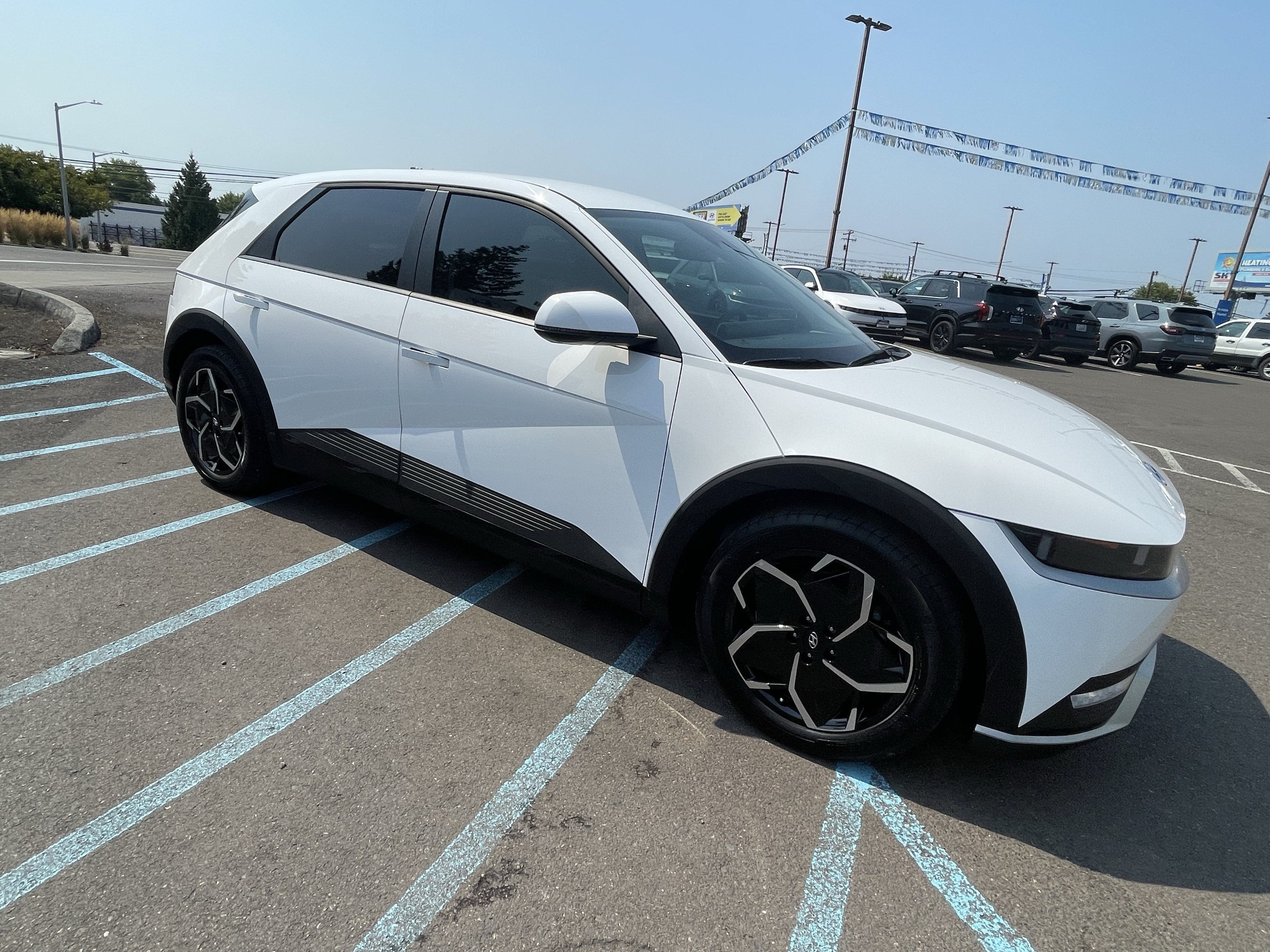 2024 Hyundai IONIQ 5 SEL