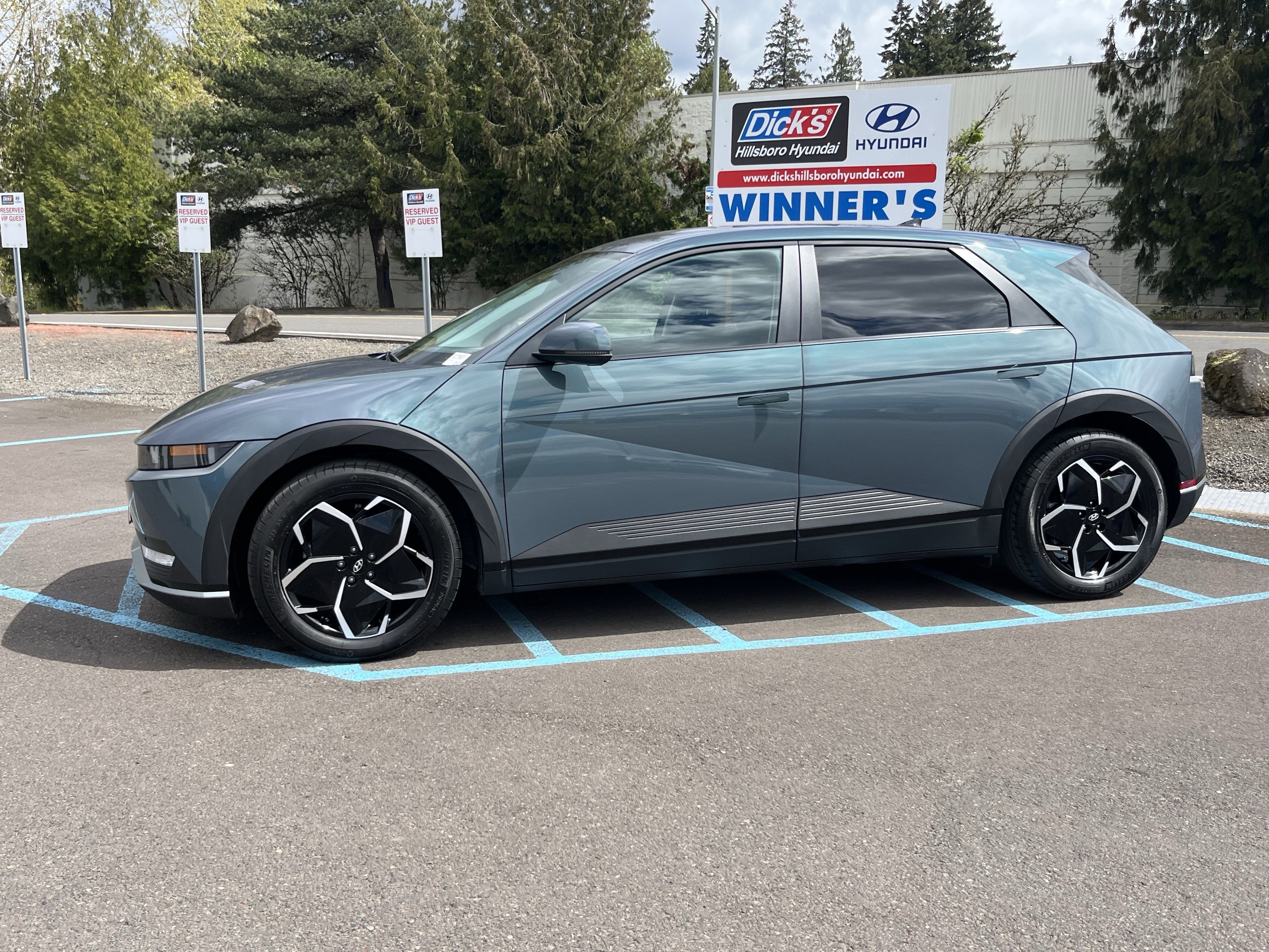 2024 Hyundai IONIQ 5 SEL