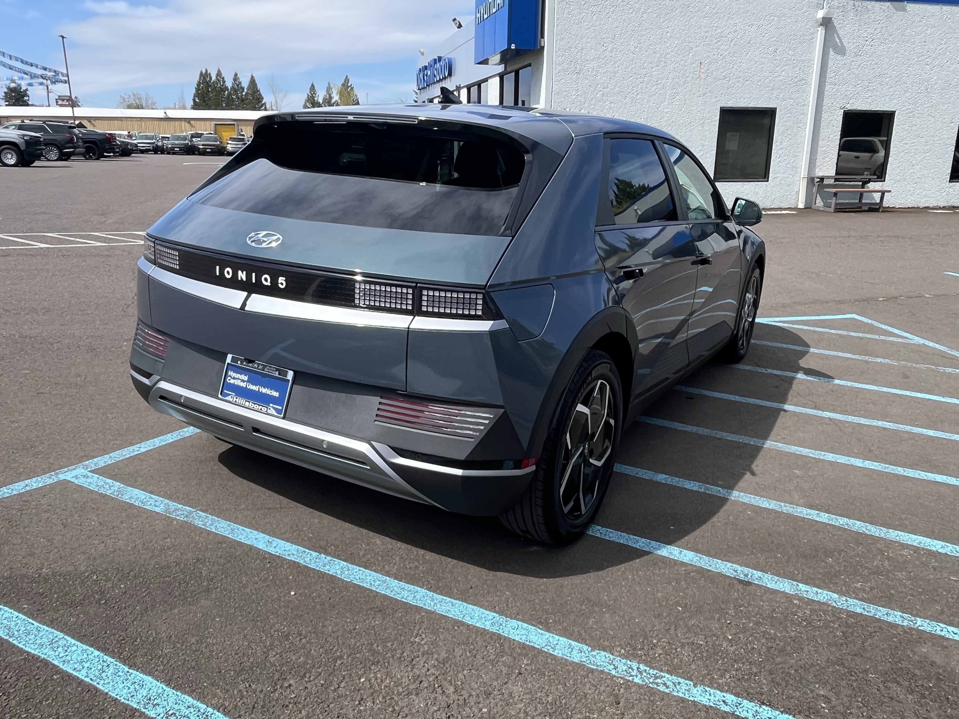 2024 Hyundai IONIQ 5 SEL