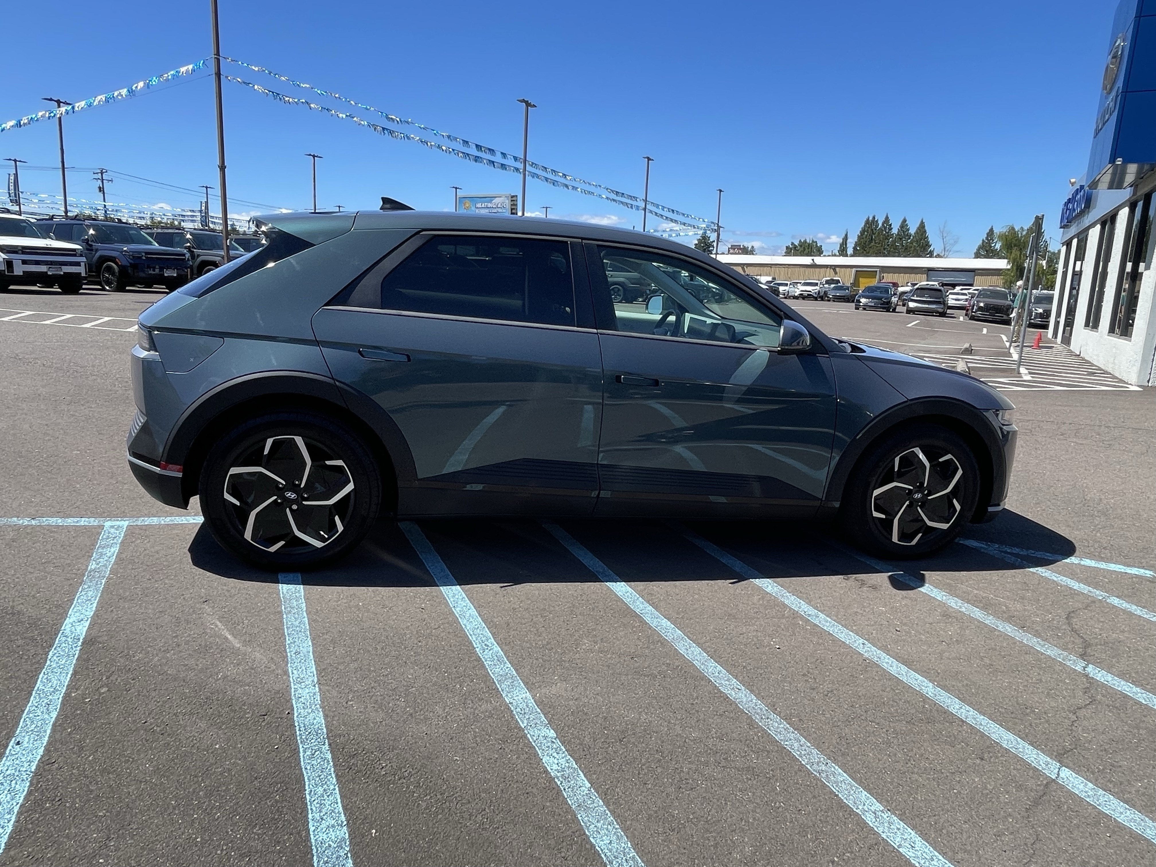 2024 Hyundai IONIQ 5 SEL