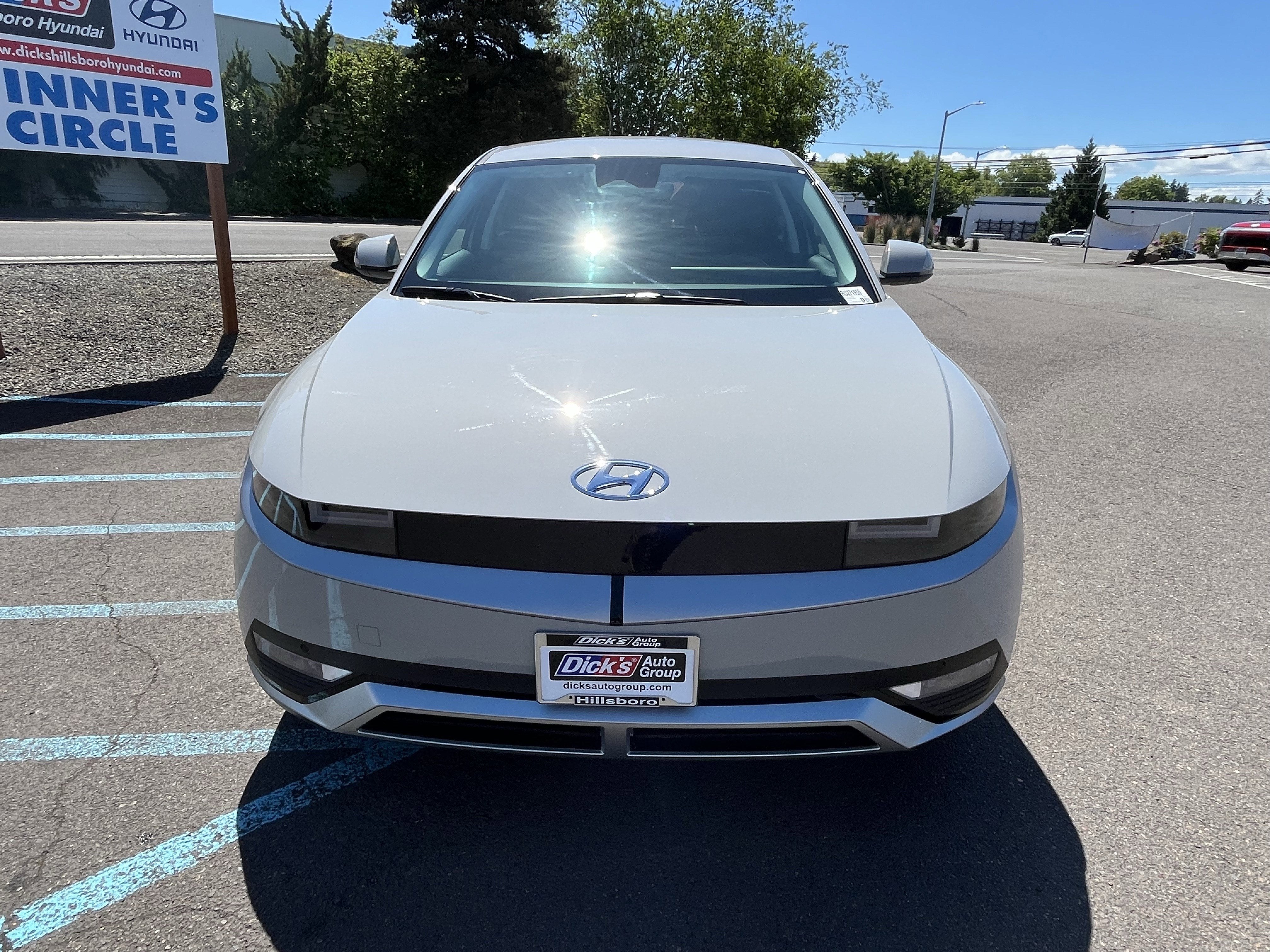 2024 Hyundai IONIQ 5 SEL