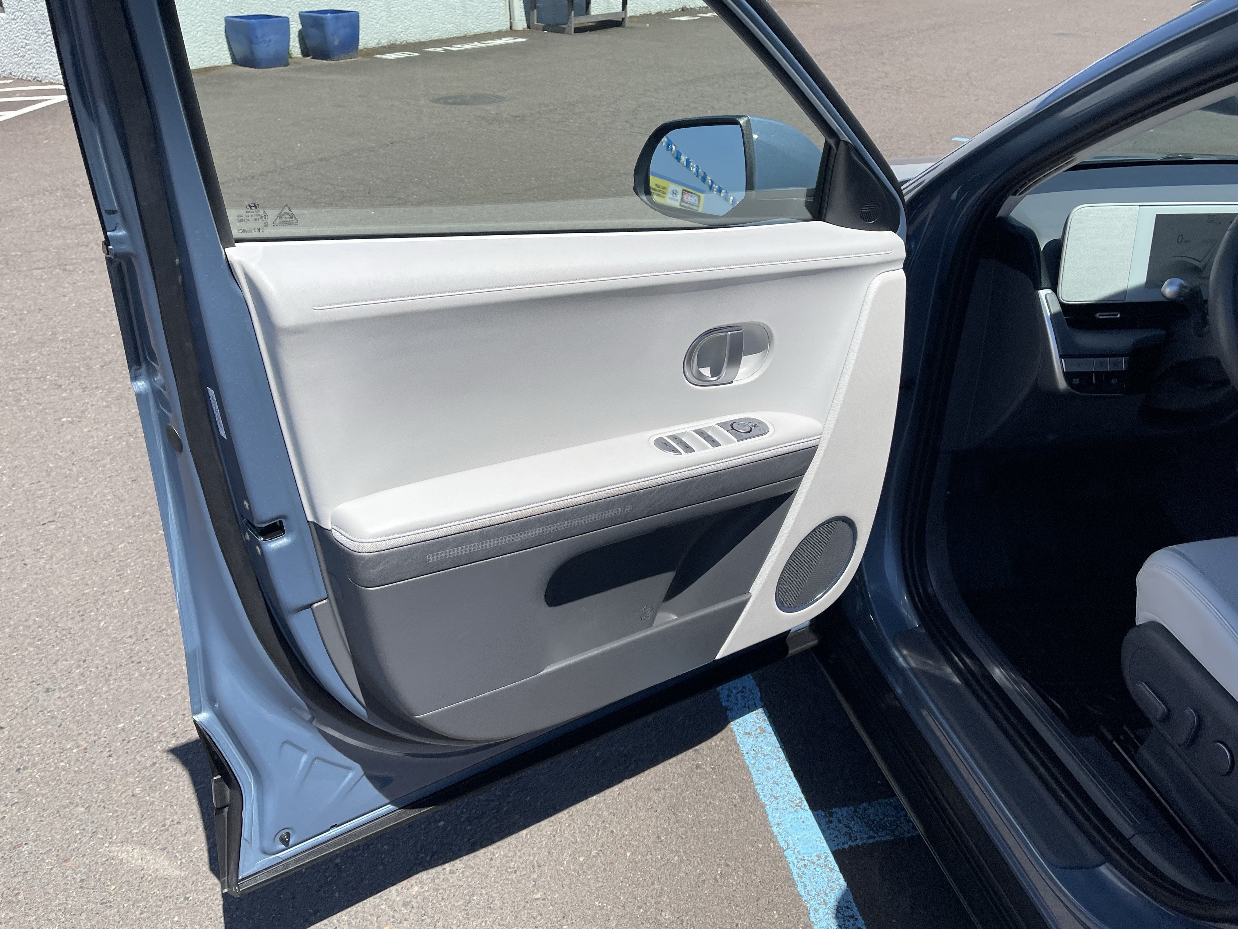 2022 Hyundai IONIQ 5 SEL
