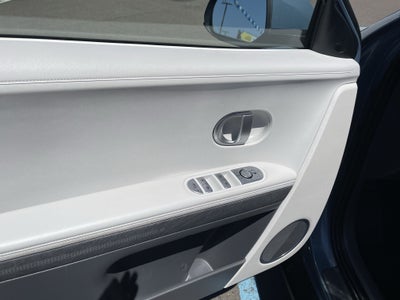 2022 Hyundai IONIQ 5 SEL