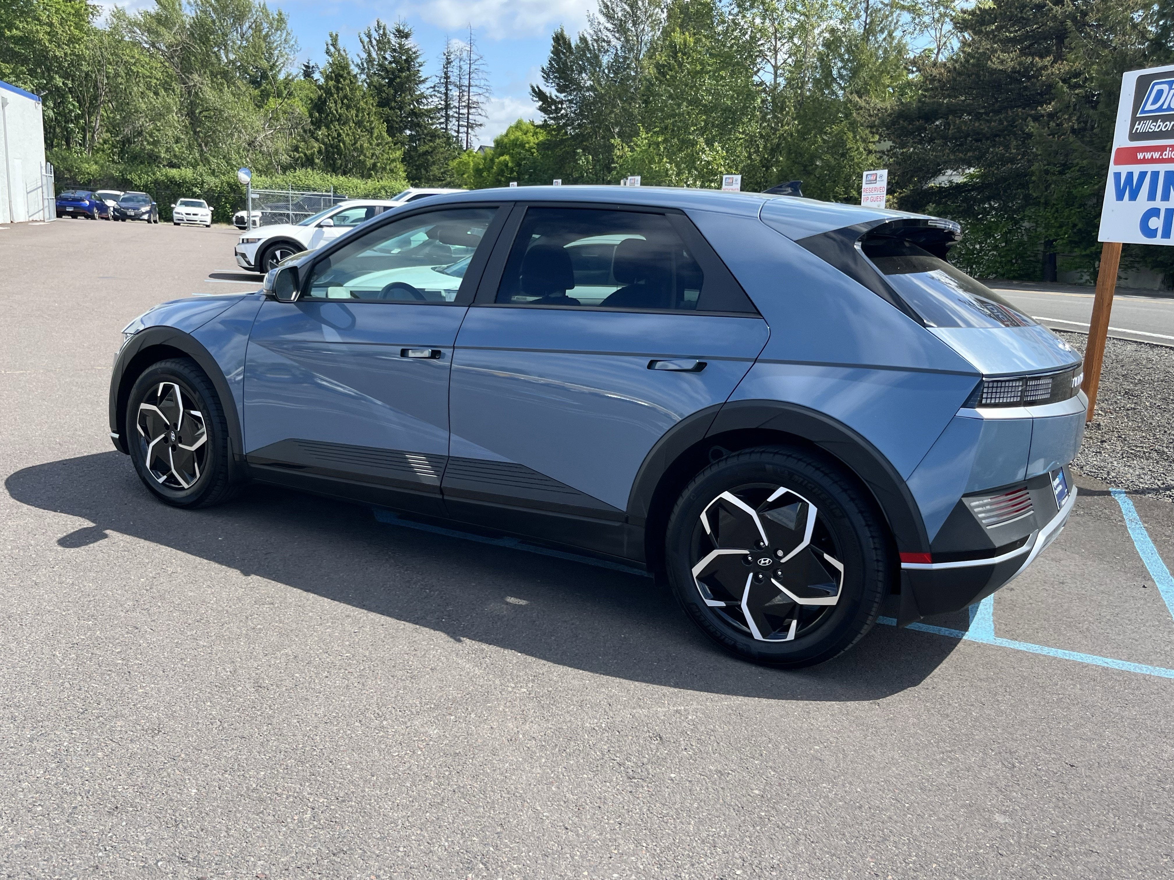 2024 Hyundai IONIQ 5 SEL