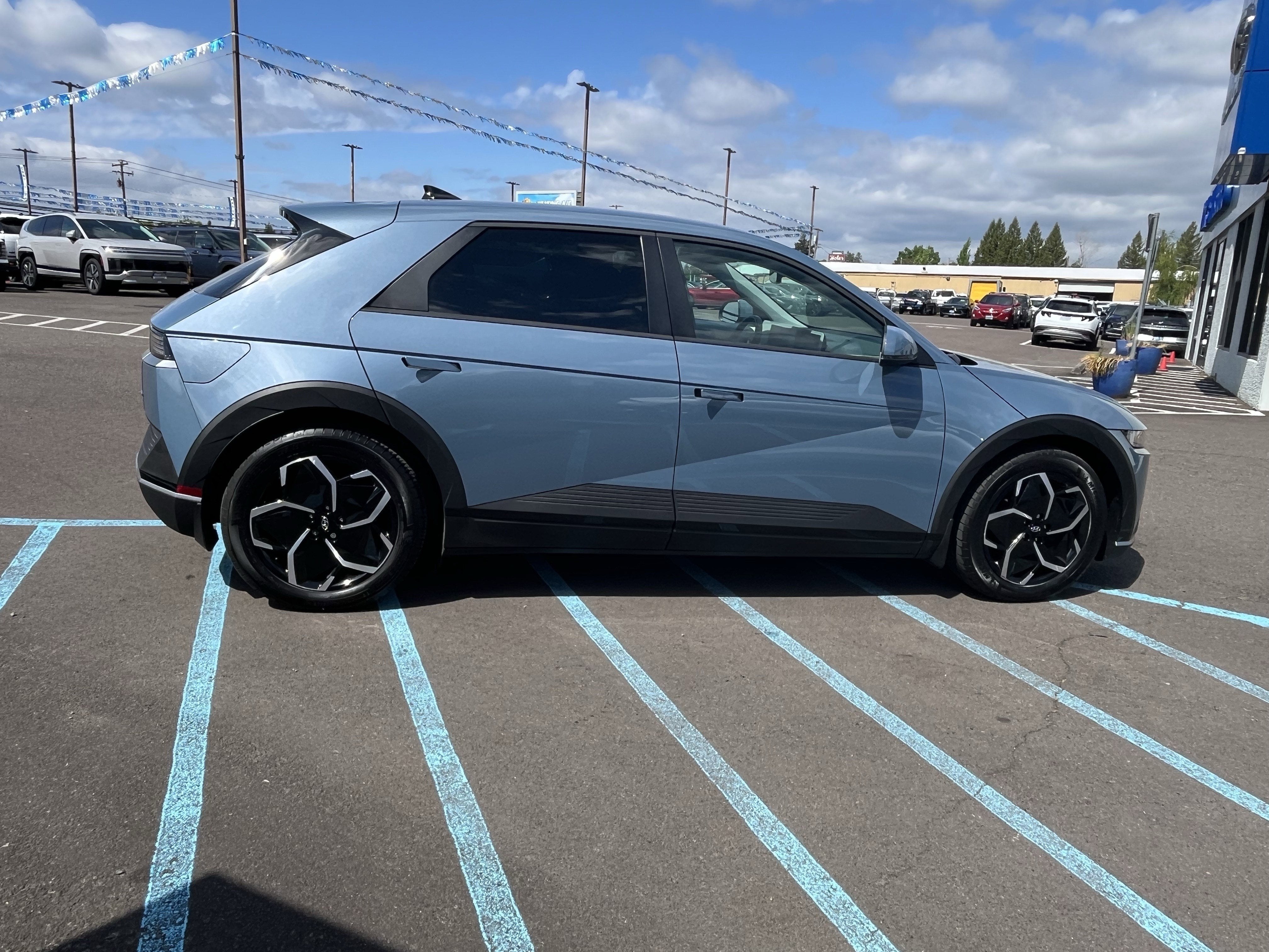 2024 Hyundai IONIQ 5 SEL