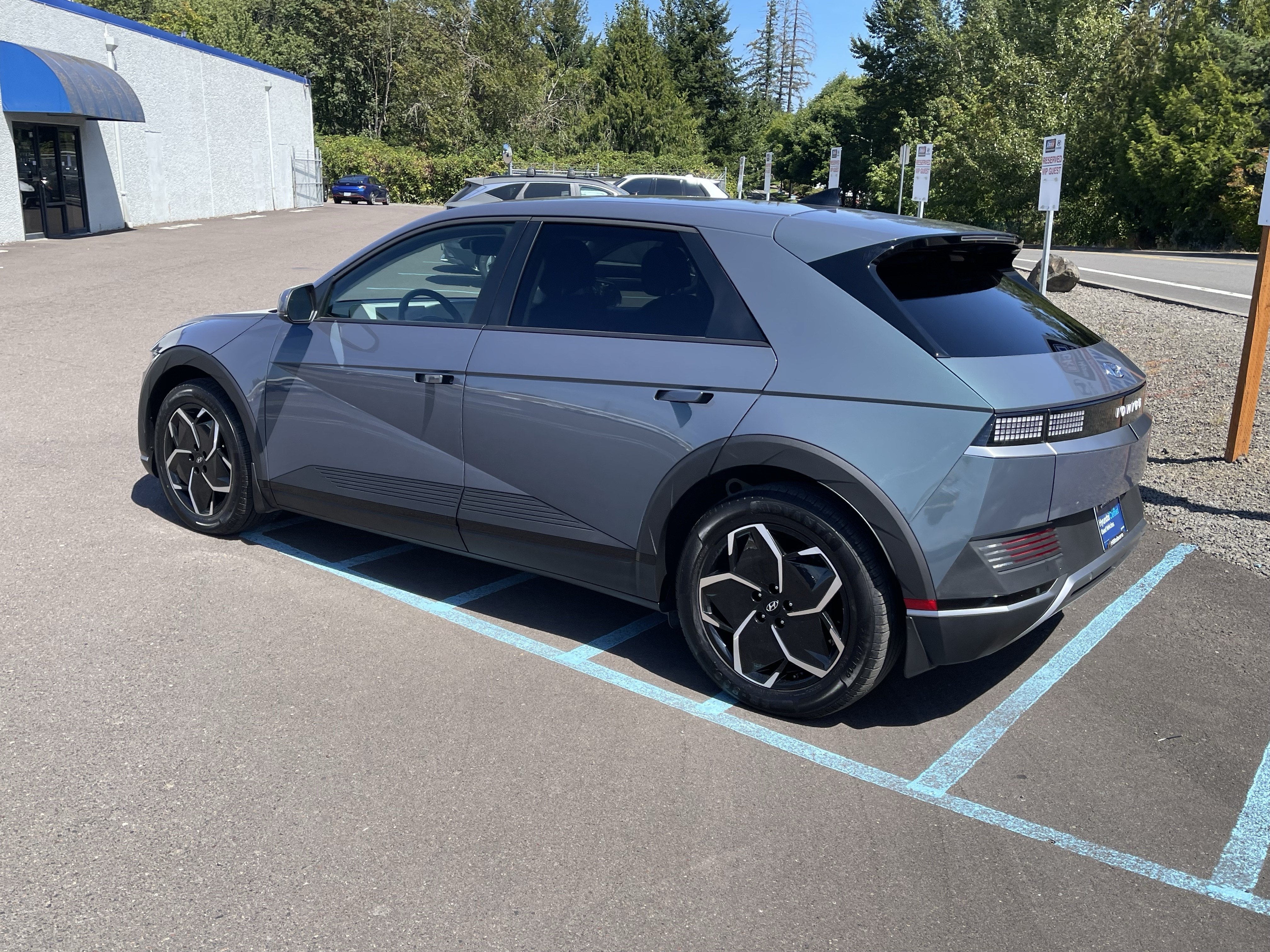 2024 Hyundai IONIQ 5 SEL