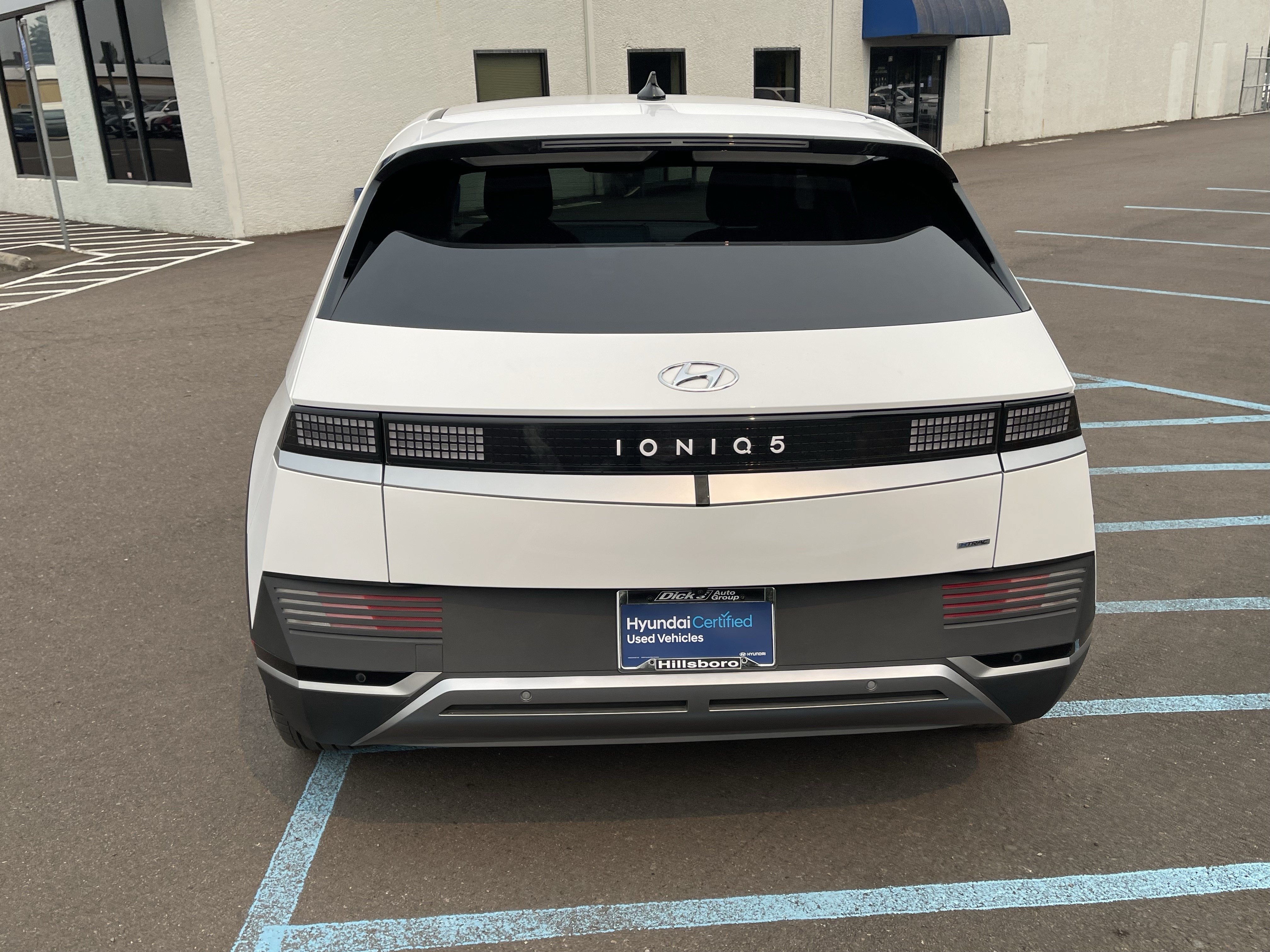 2024 Hyundai IONIQ 5 SEL