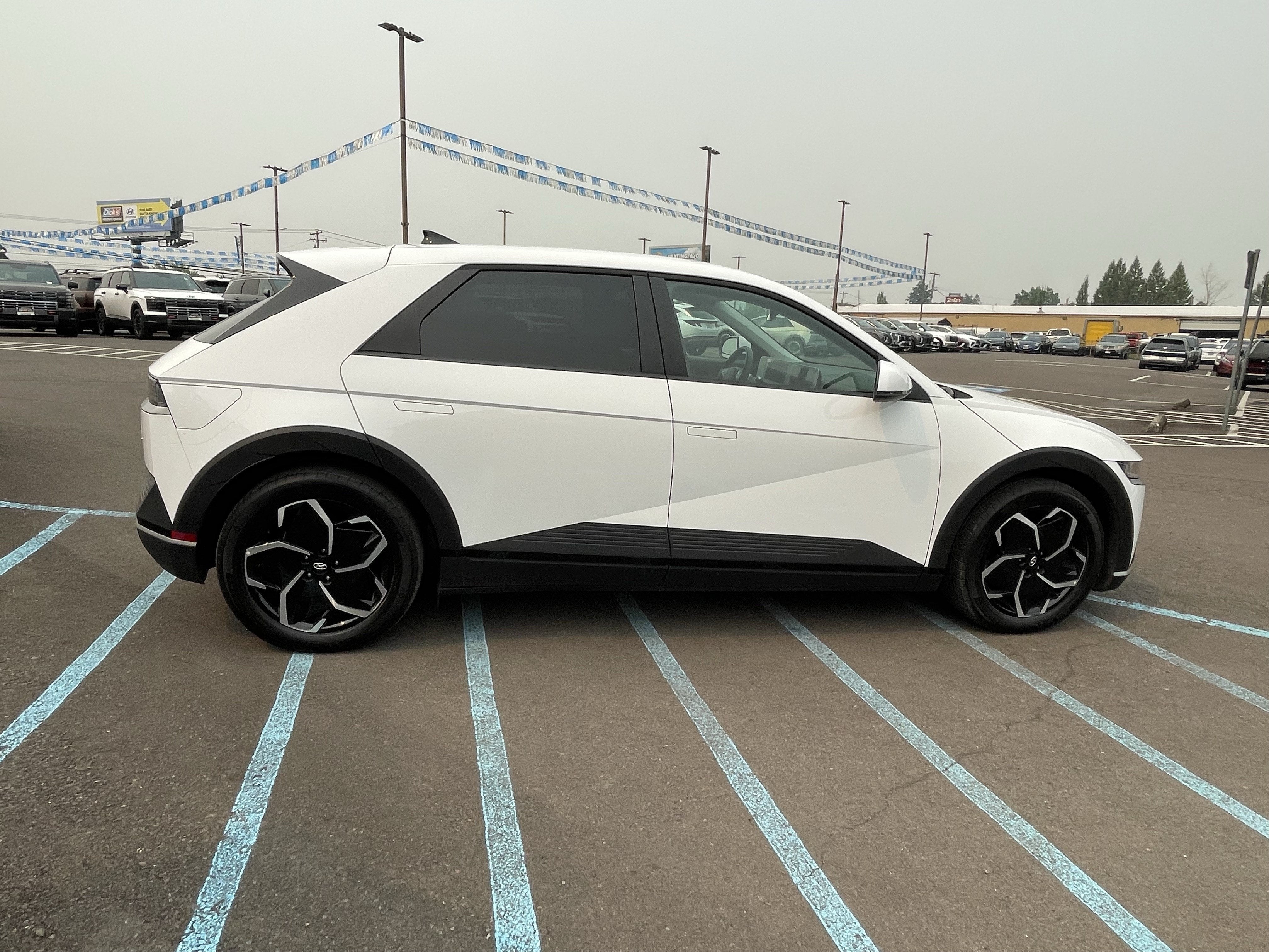 2024 Hyundai IONIQ 5 SEL