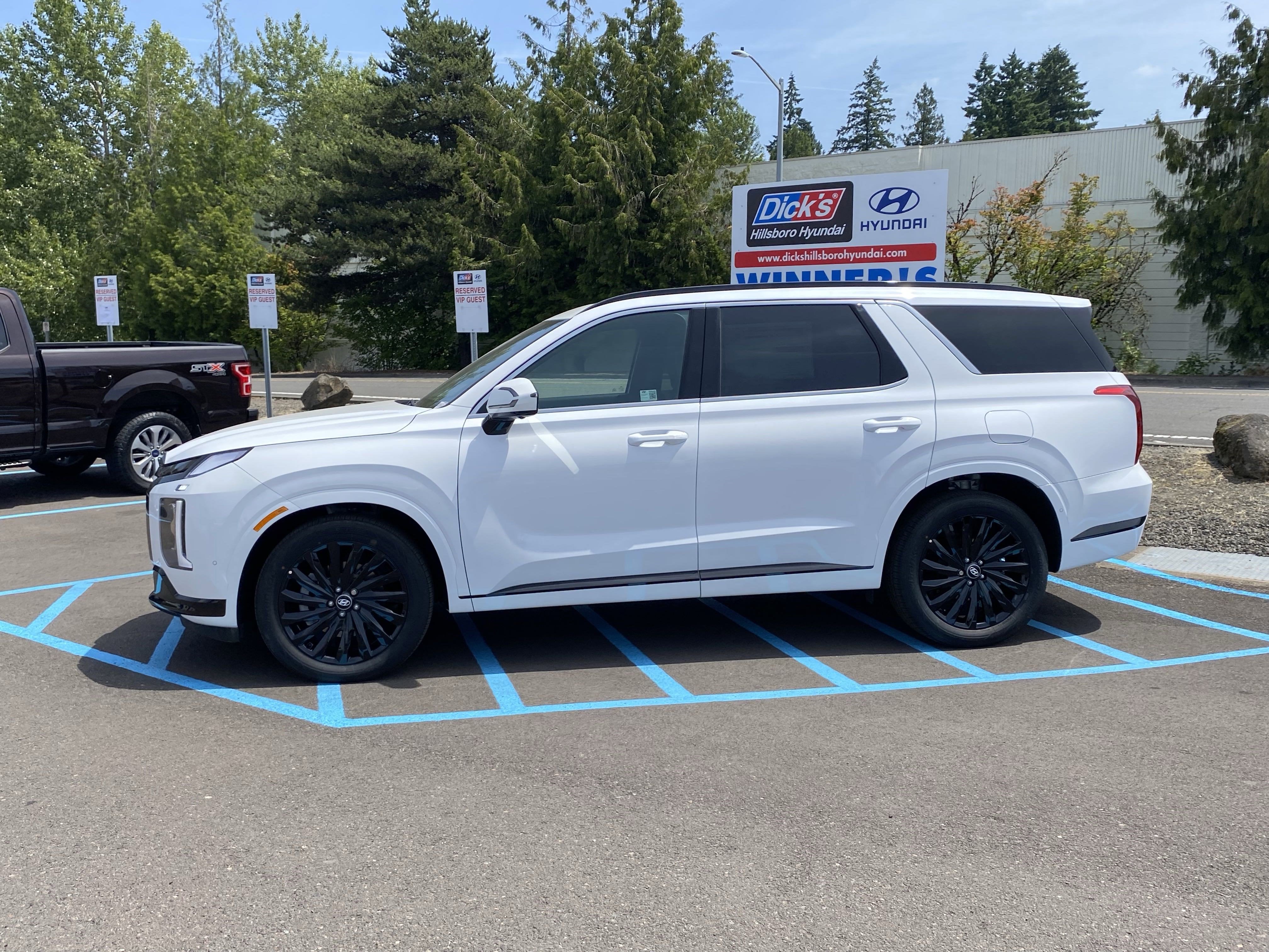 2025 Hyundai Palisade Calligraphy Night Edition