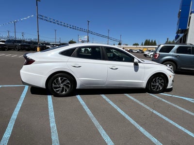 2021 Hyundai Sonata Hybrid Blue