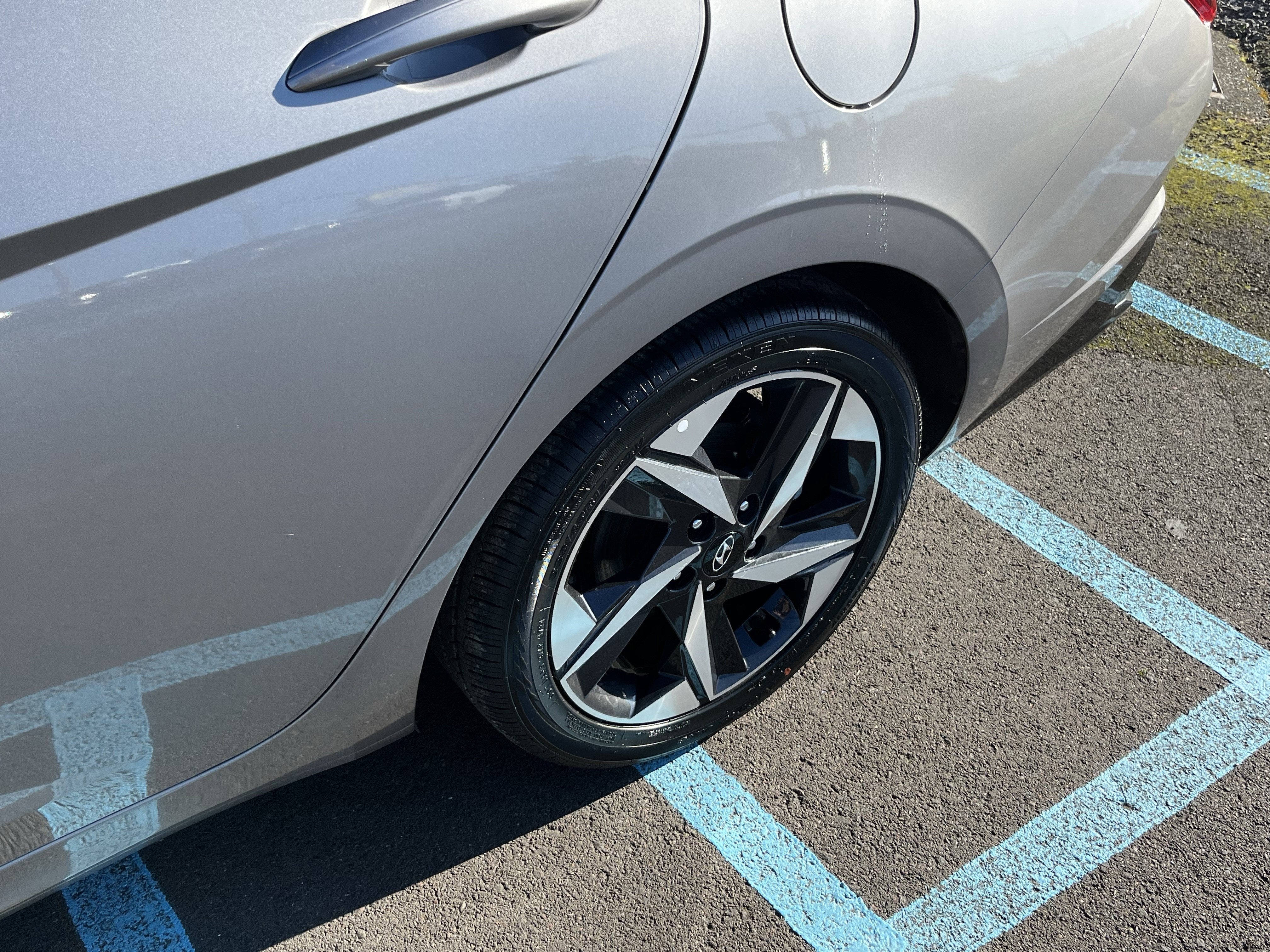 2023 Hyundai Elantra Hybrid Limited