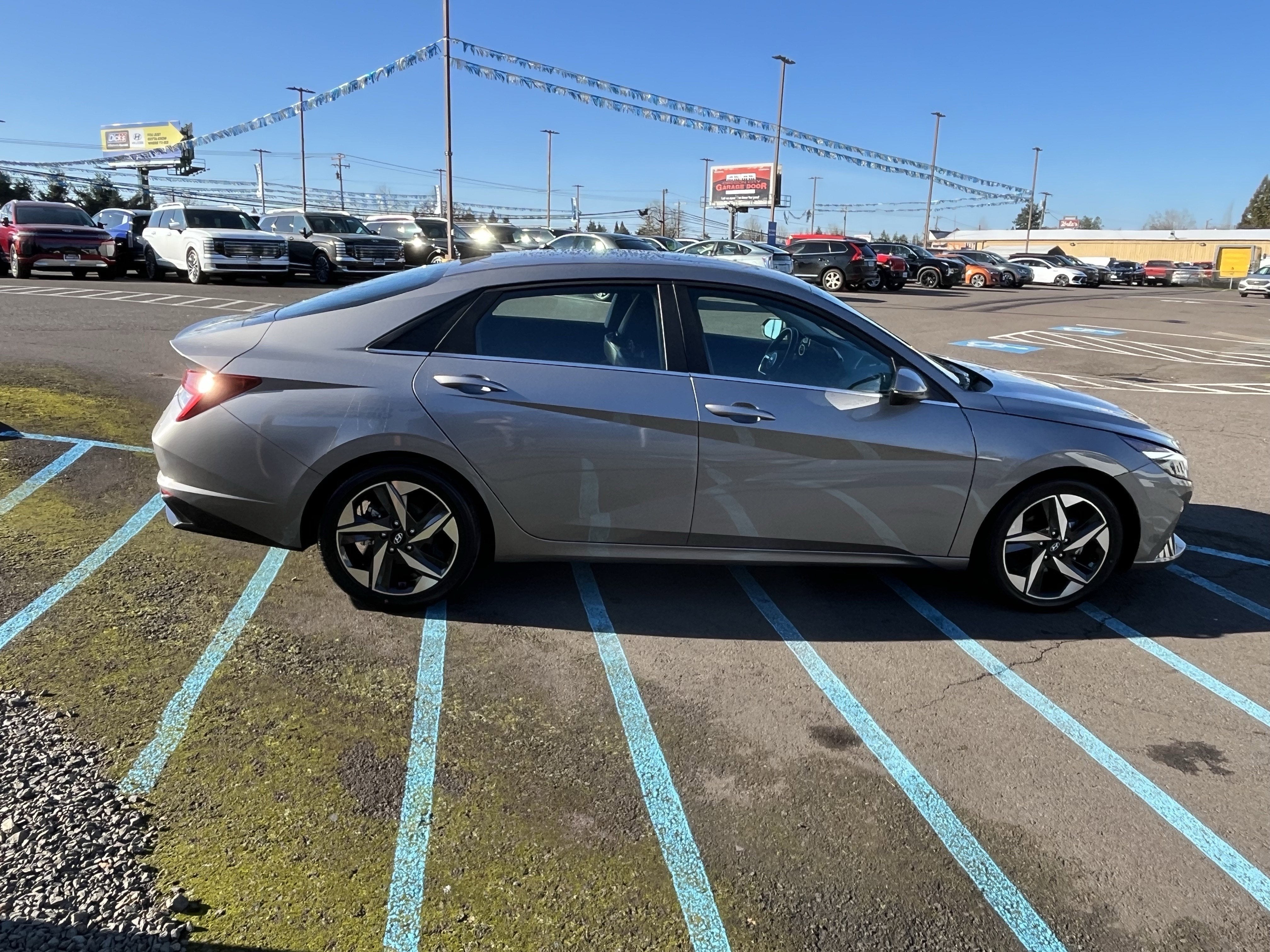 2023 Hyundai Elantra Hybrid Limited