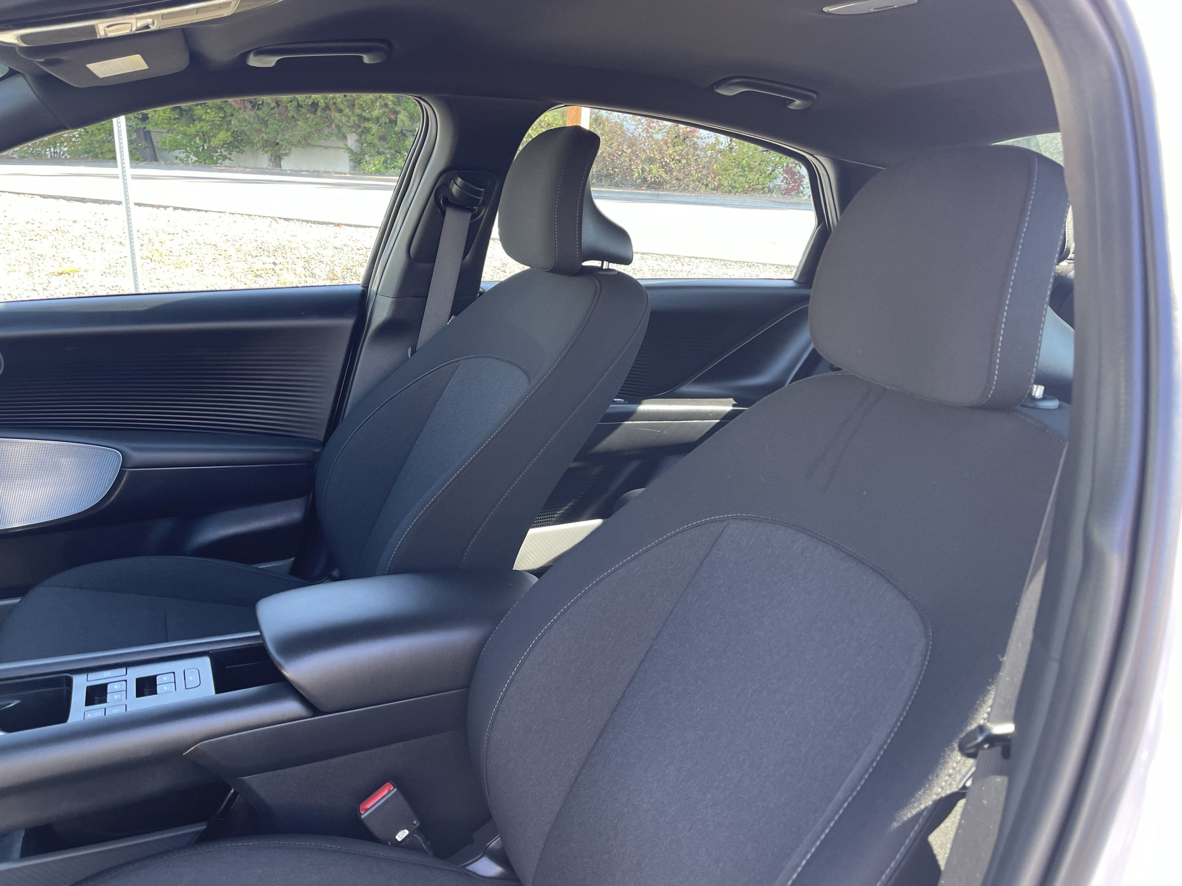 2024 Hyundai IONIQ 6 SE