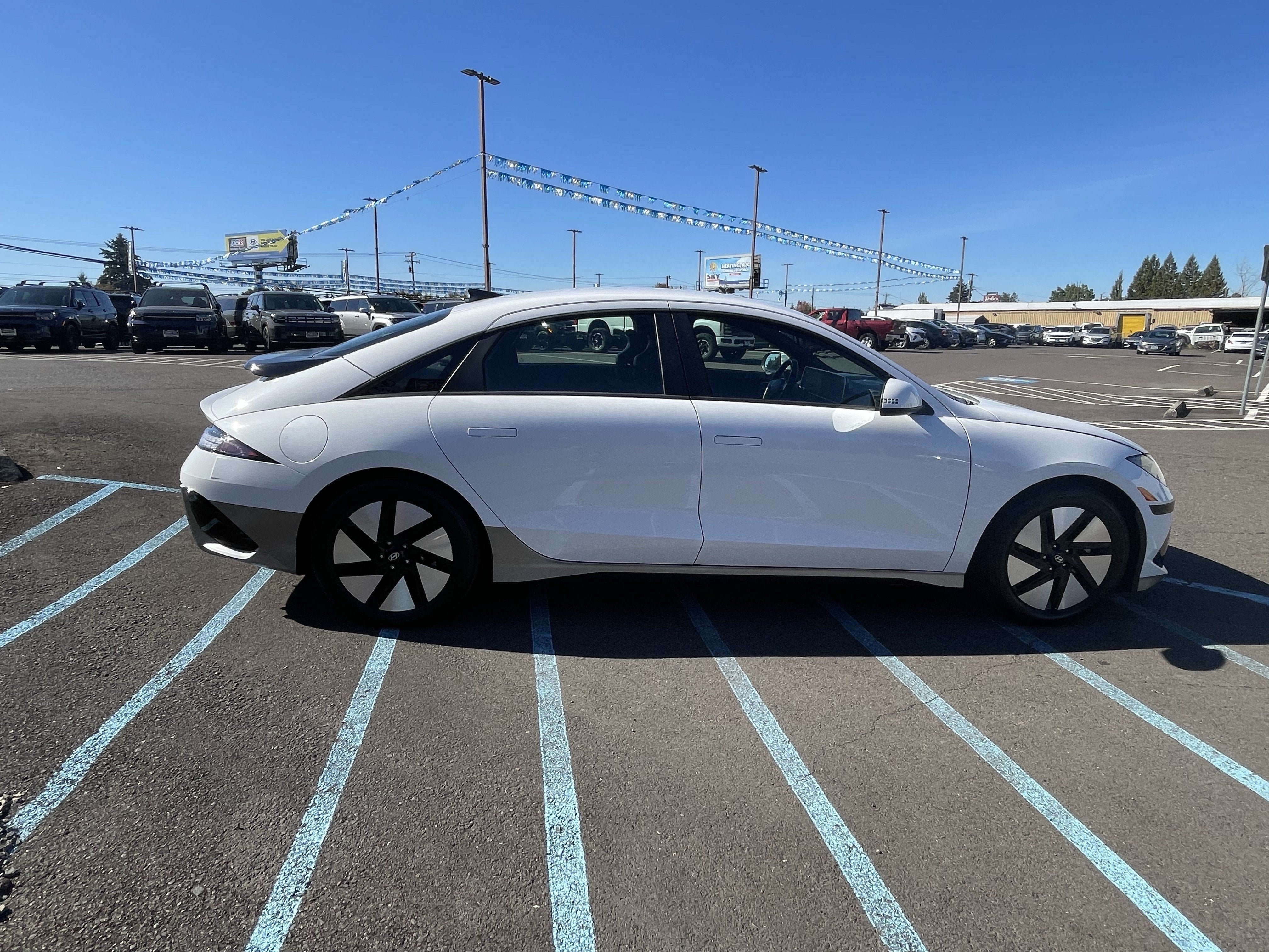 2024 Hyundai IONIQ 6 SE
