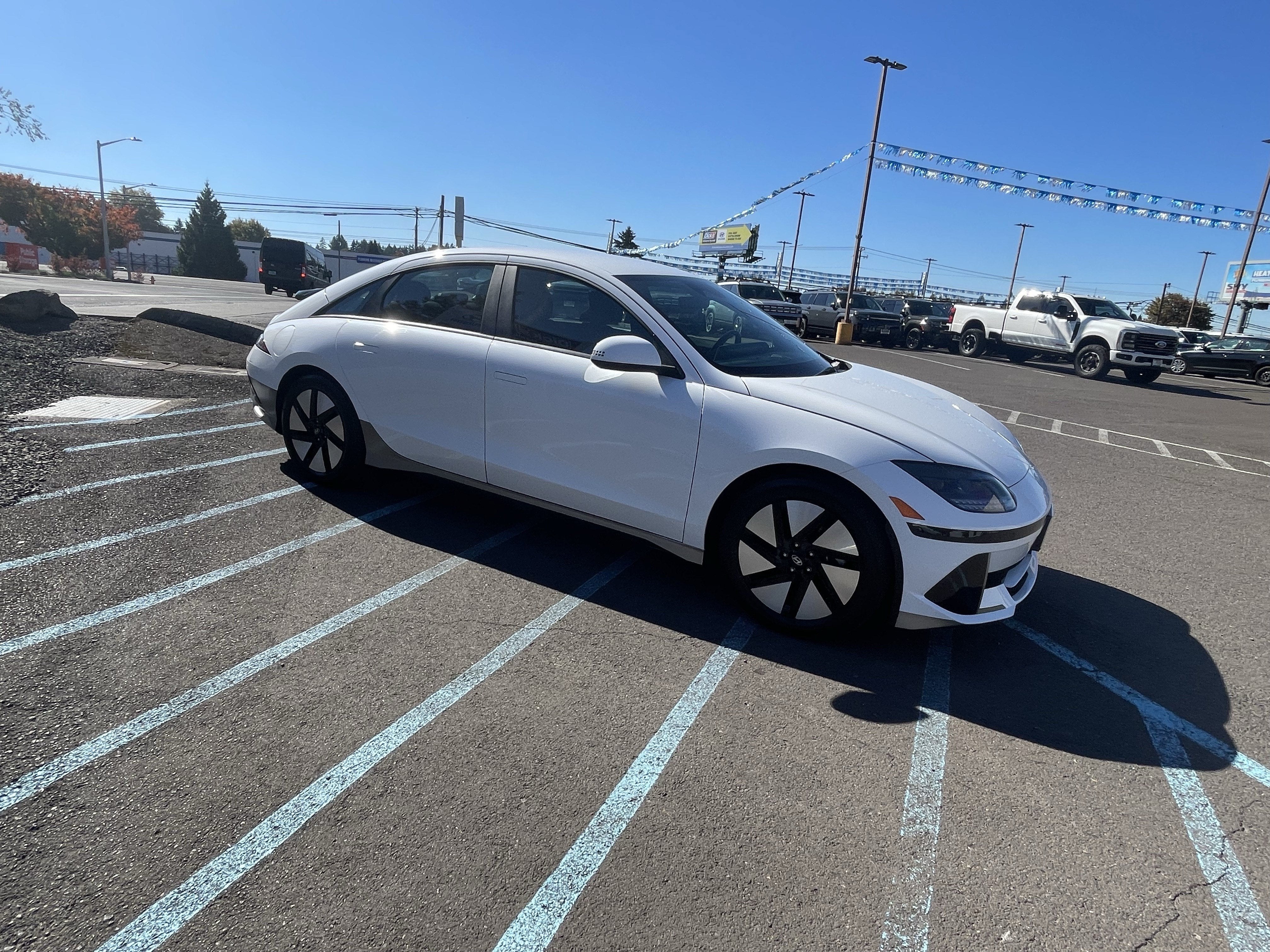 2024 Hyundai IONIQ 6 SE